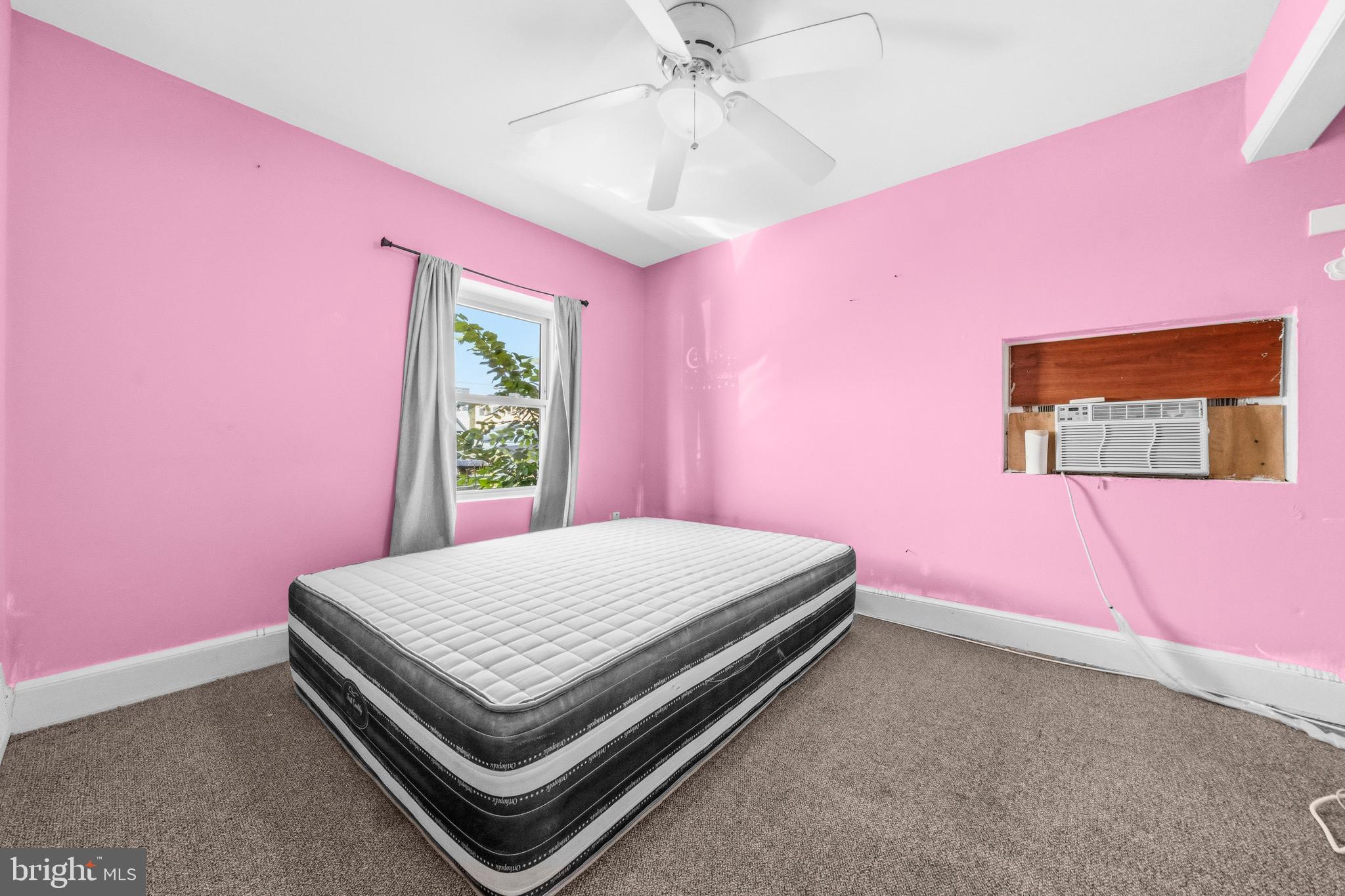 LAUREL - Residential