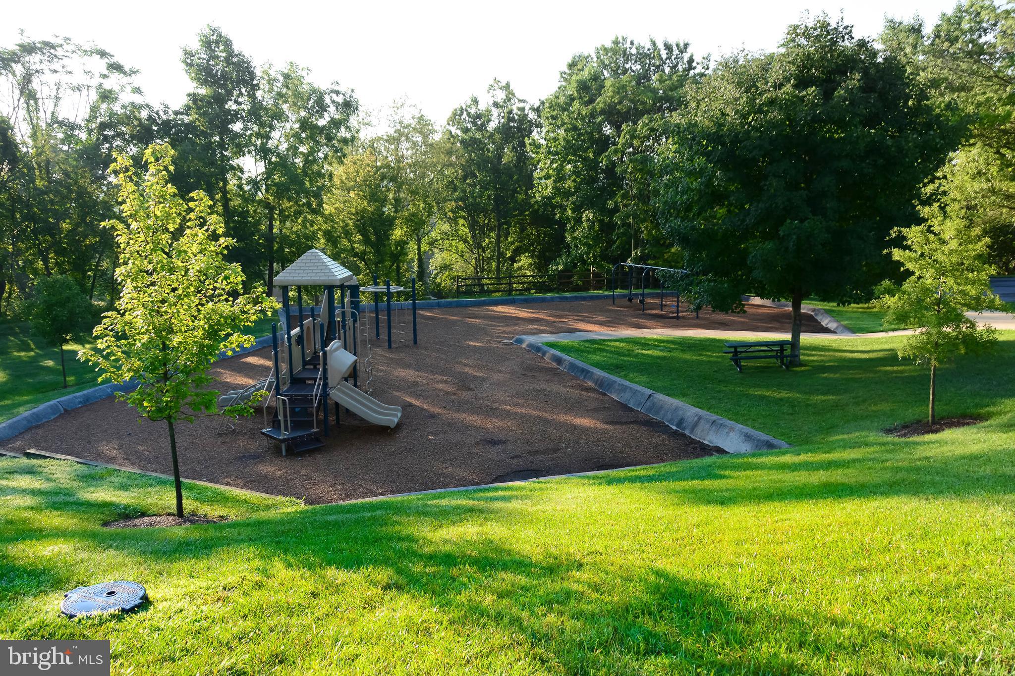 WOODRIDGE AT LAKE LINGANORE - Residential