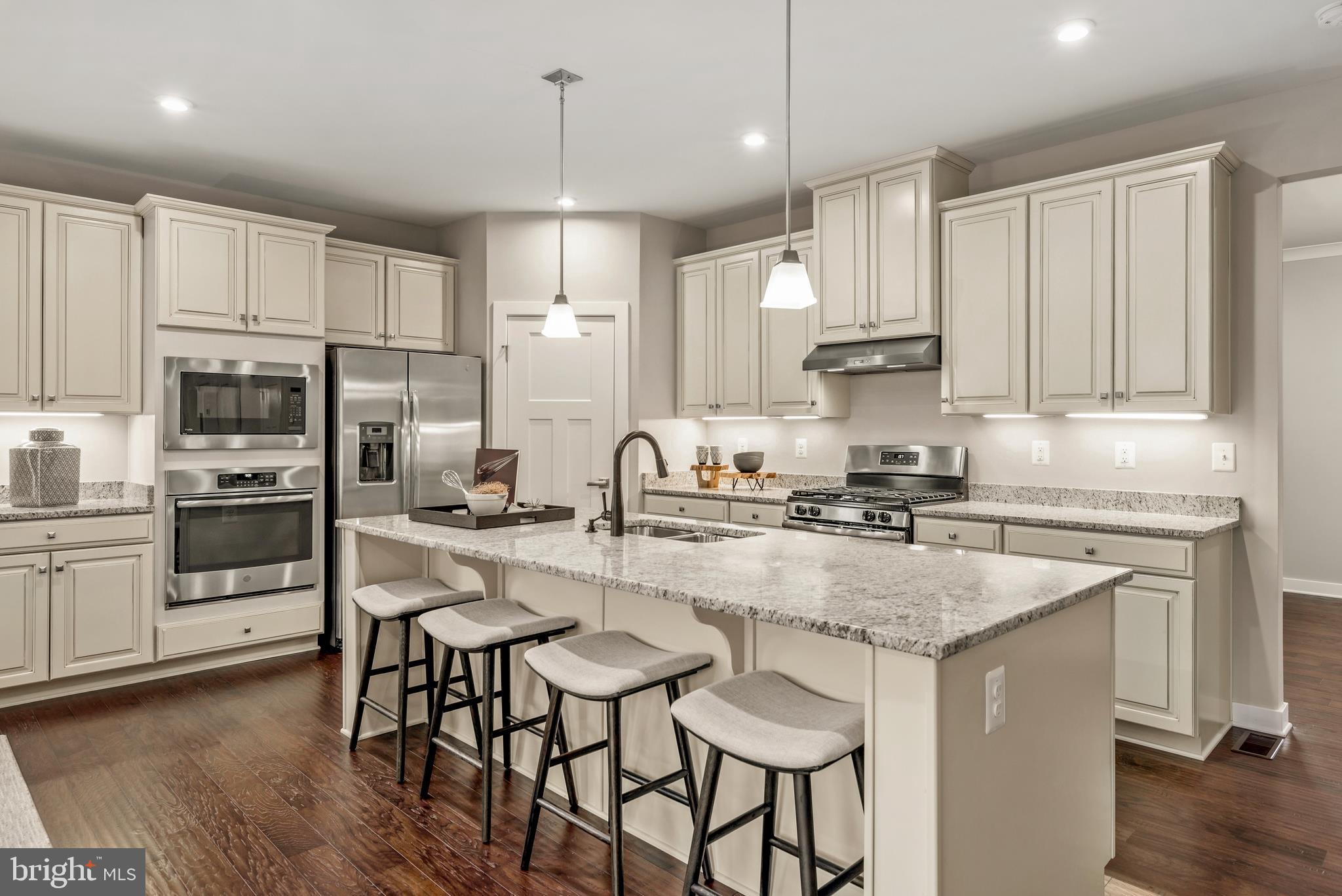 WOODRIDGE AT LAKE LINGANORE - Residential