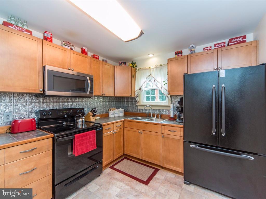 BROOKFIELD - Residential