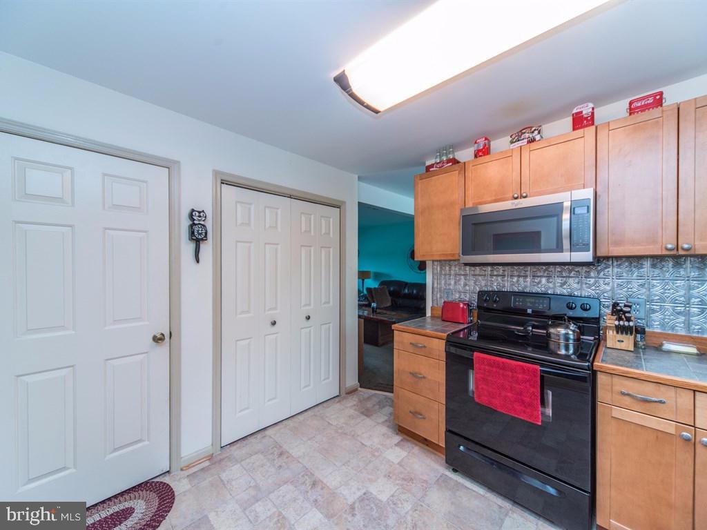 BROOKFIELD - Residential