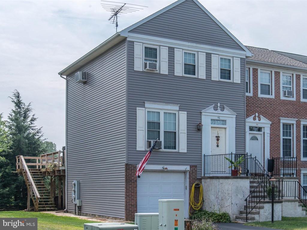 BROOKFIELD - Residential
