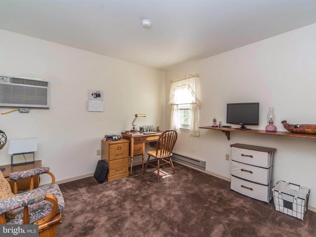 BROOKFIELD - Residential
