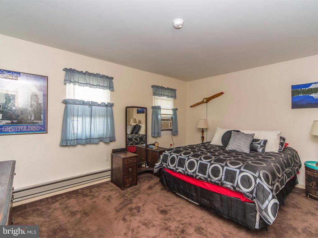 BROOKFIELD - Residential
