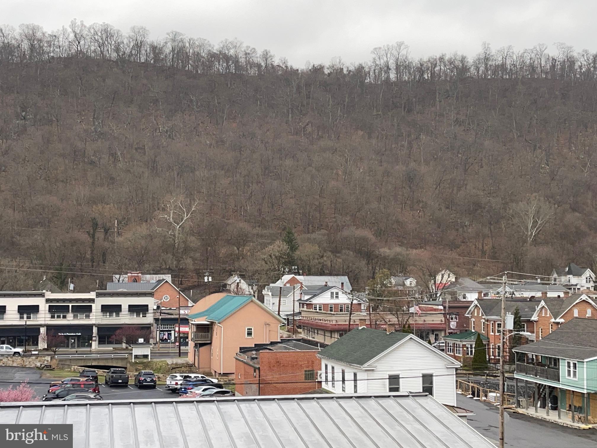 BERKELEY SPRINGS - Residential Lease