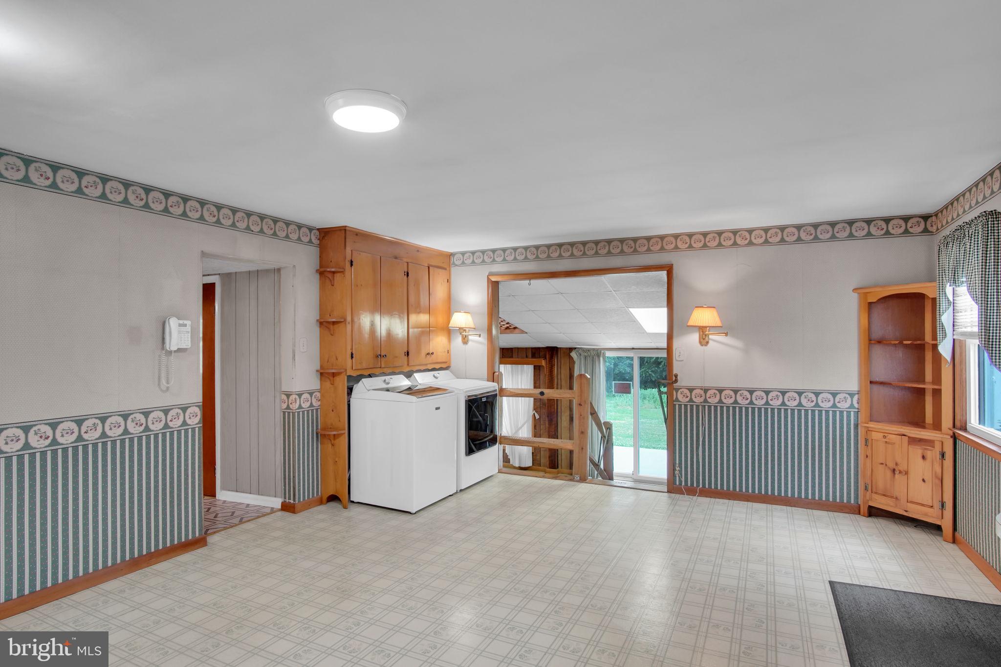 PENN VILLAGE - Residential
