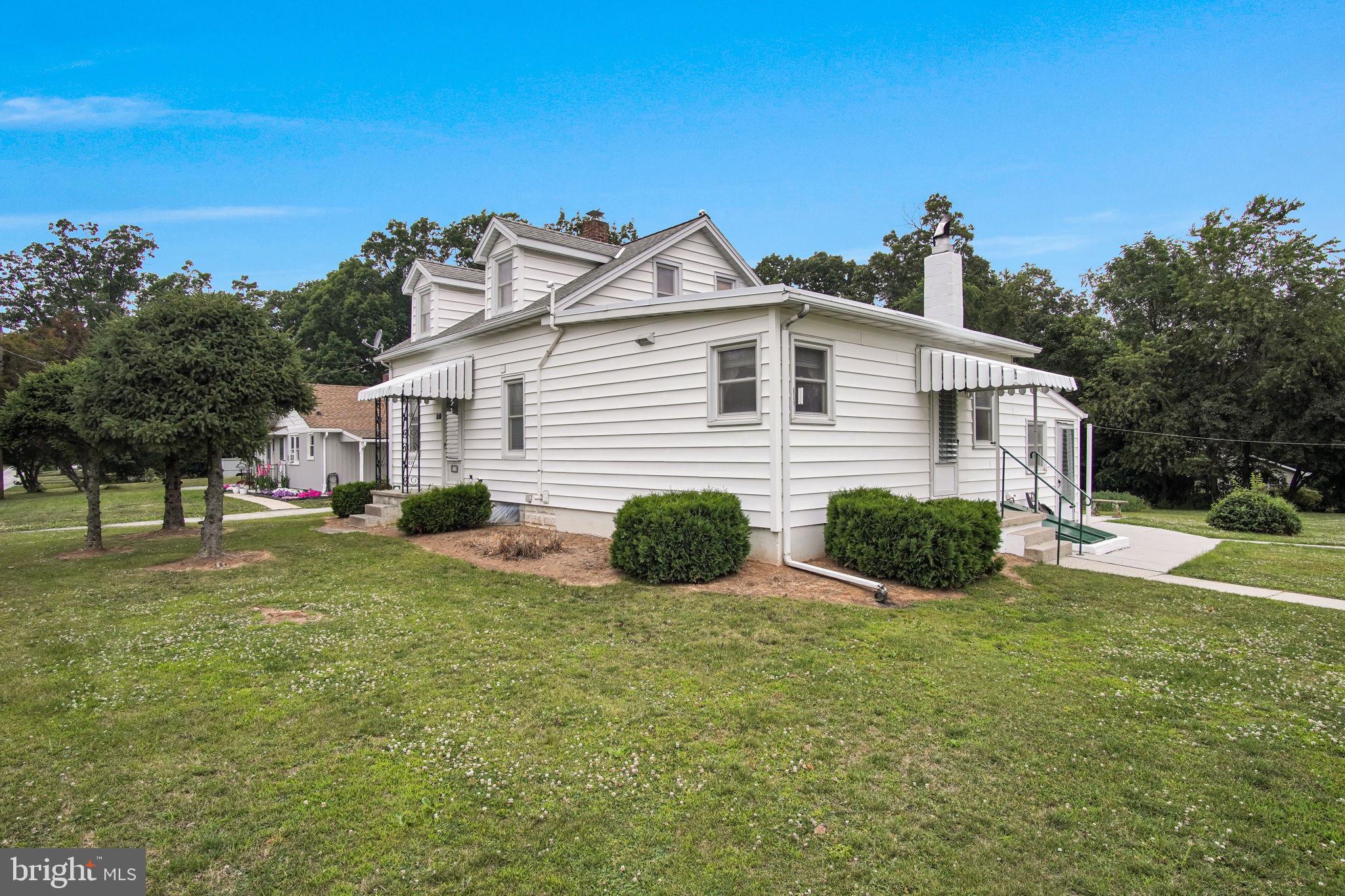 PENN VILLAGE - Residential