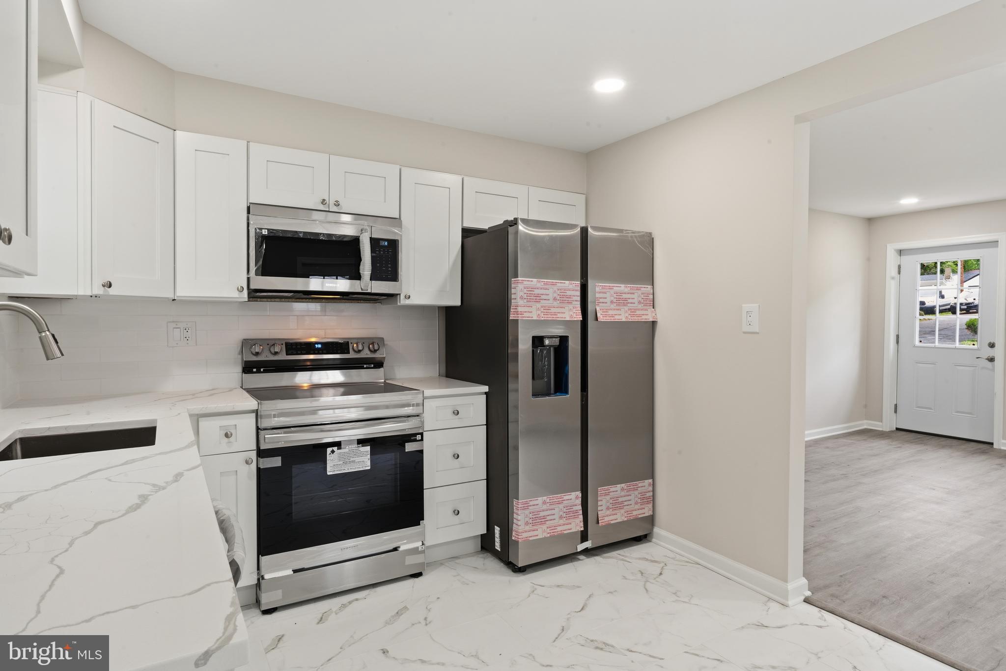 TEMPLE HILLS - Residential