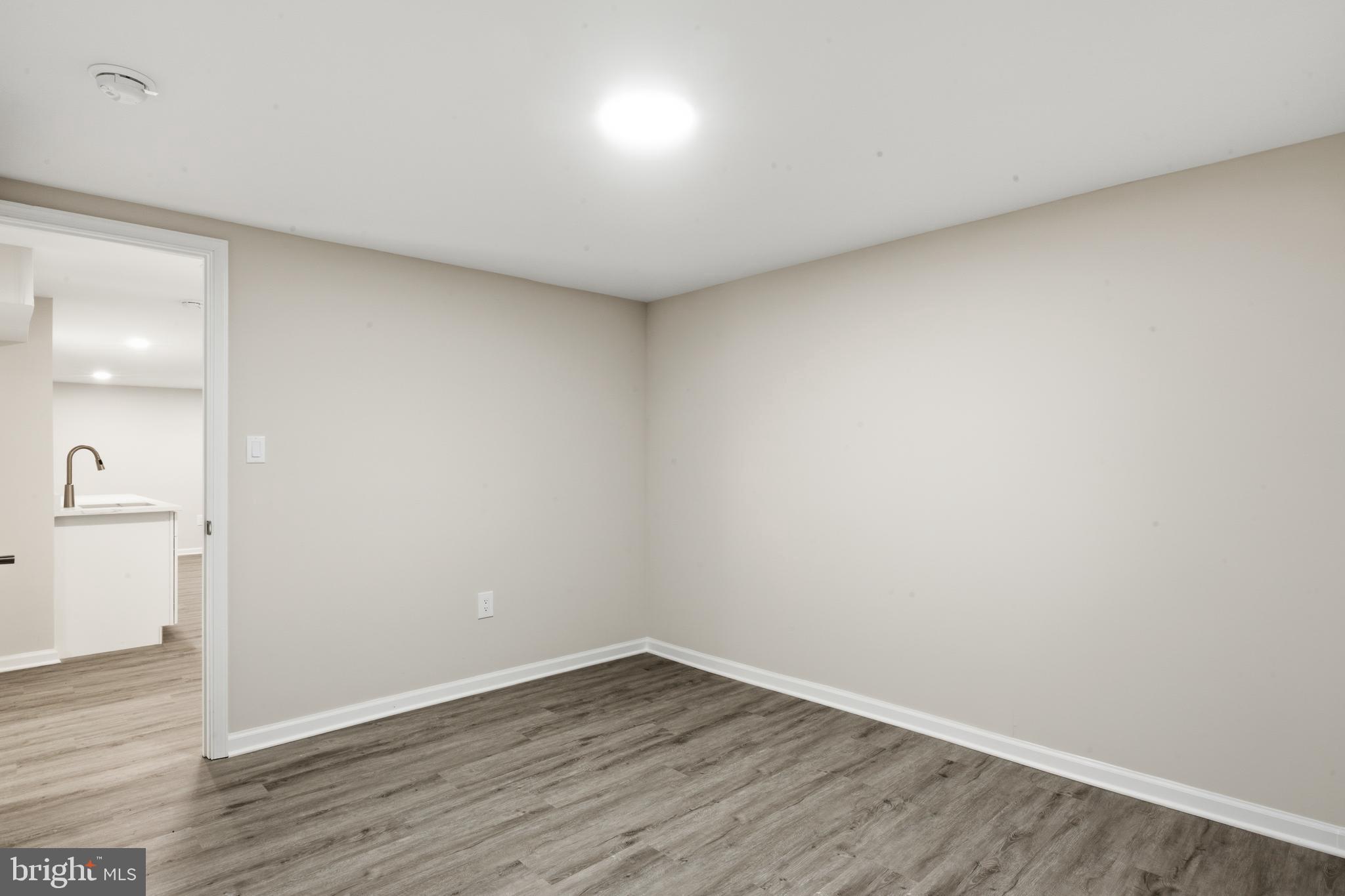 TEMPLE HILLS - Residential
