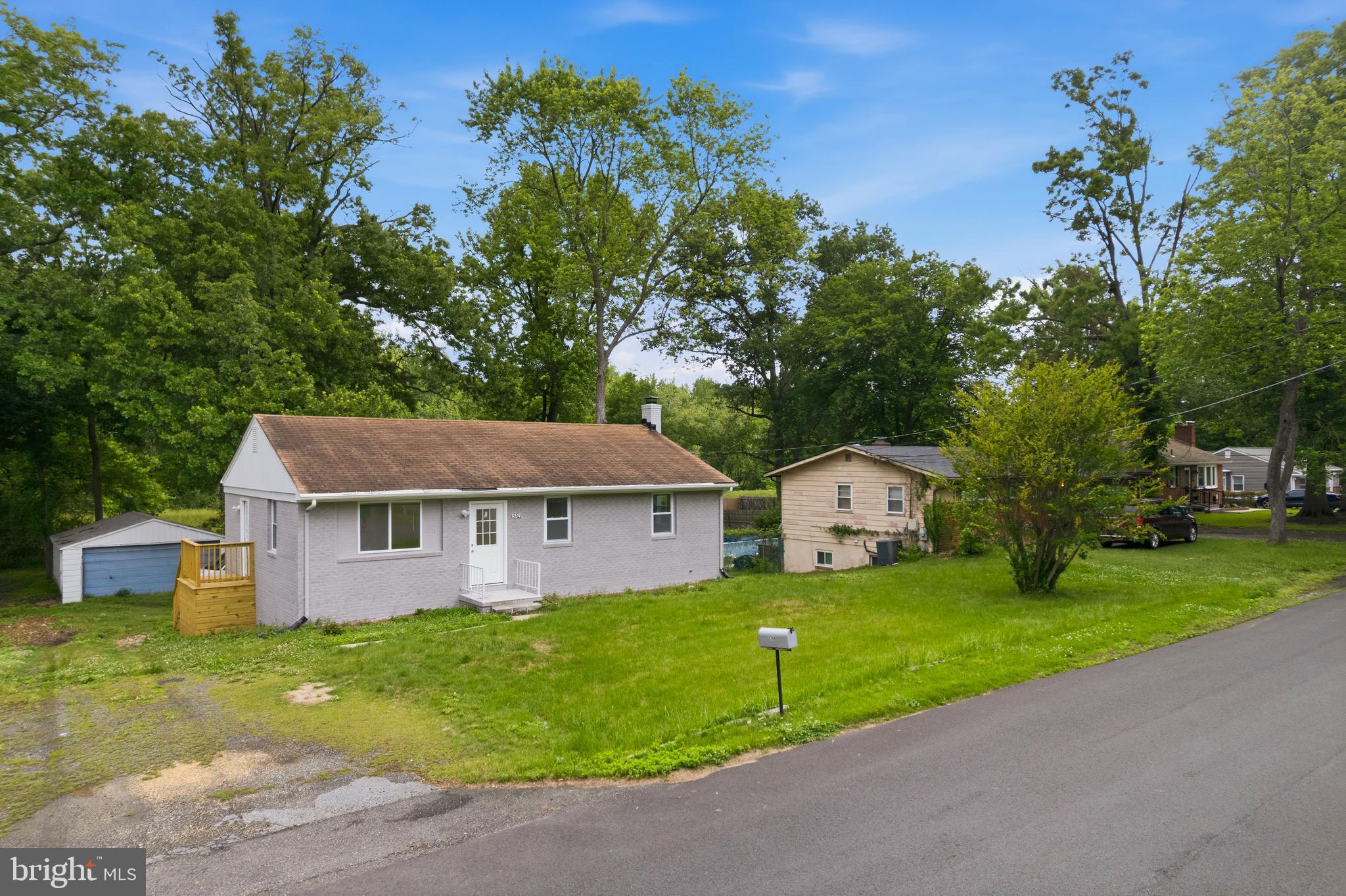 TEMPLE HILLS - Residential