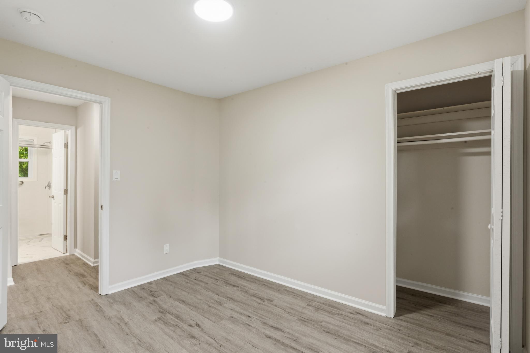 TEMPLE HILLS - Residential