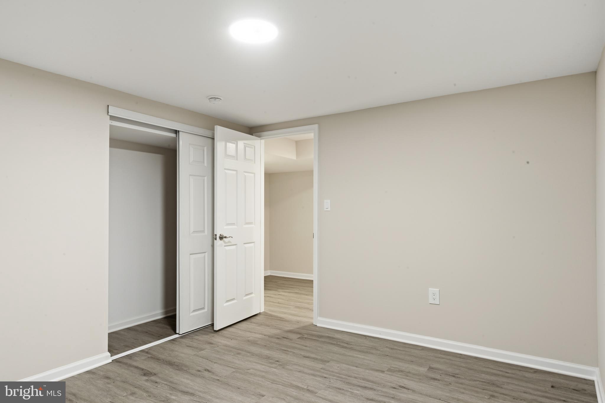 TEMPLE HILLS - Residential