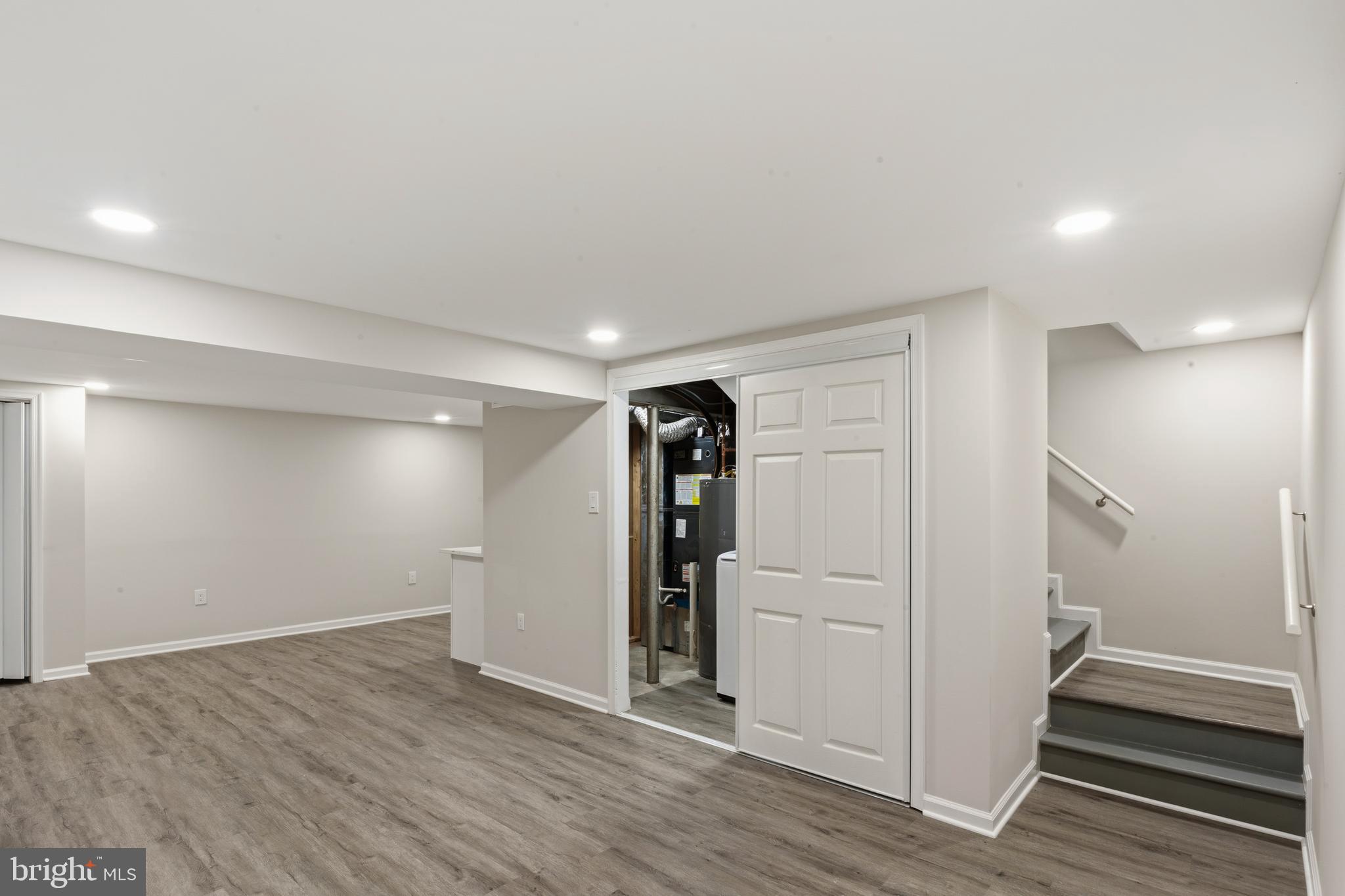 TEMPLE HILLS - Residential