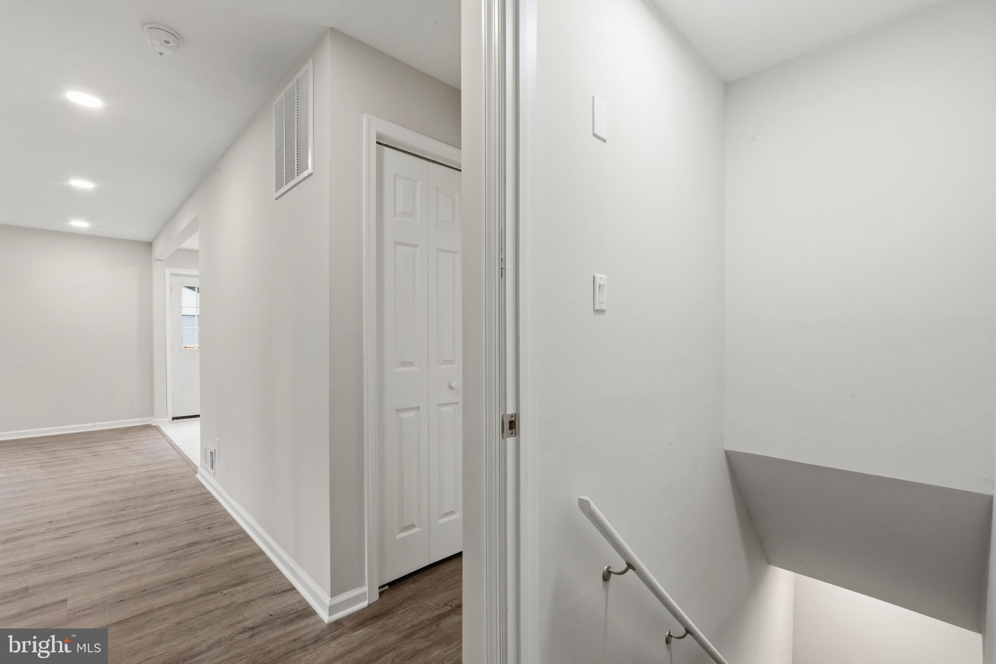 TEMPLE HILLS - Residential