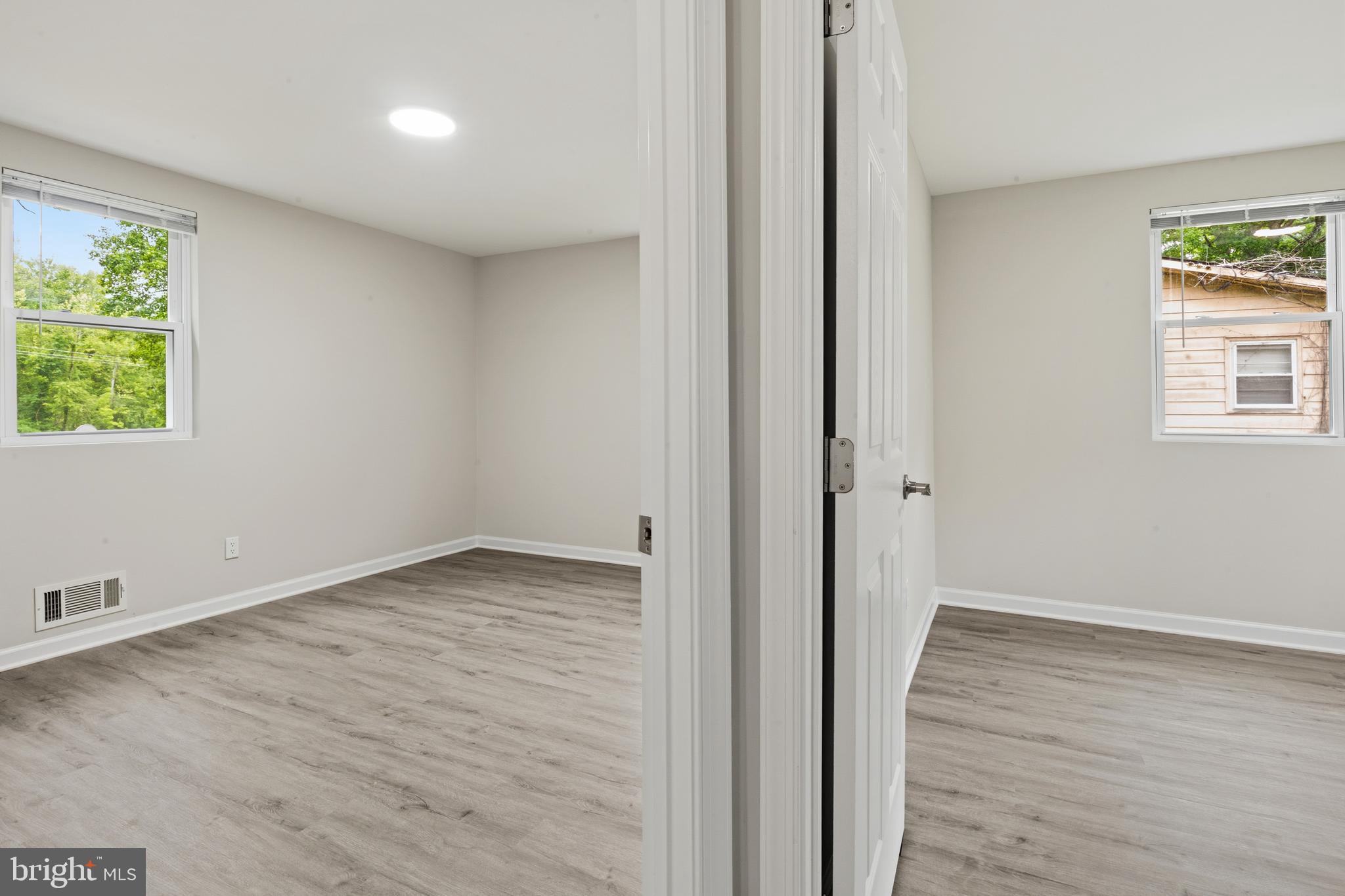 TEMPLE HILLS - Residential