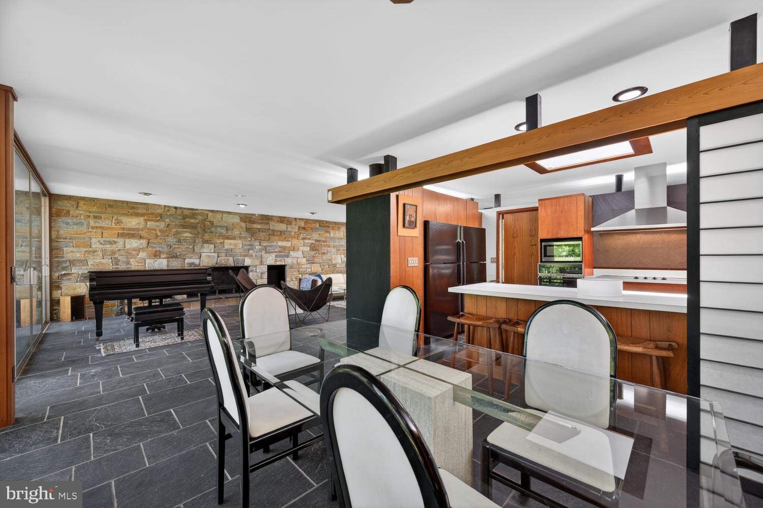 ROCKY BROOK PARK - Residential