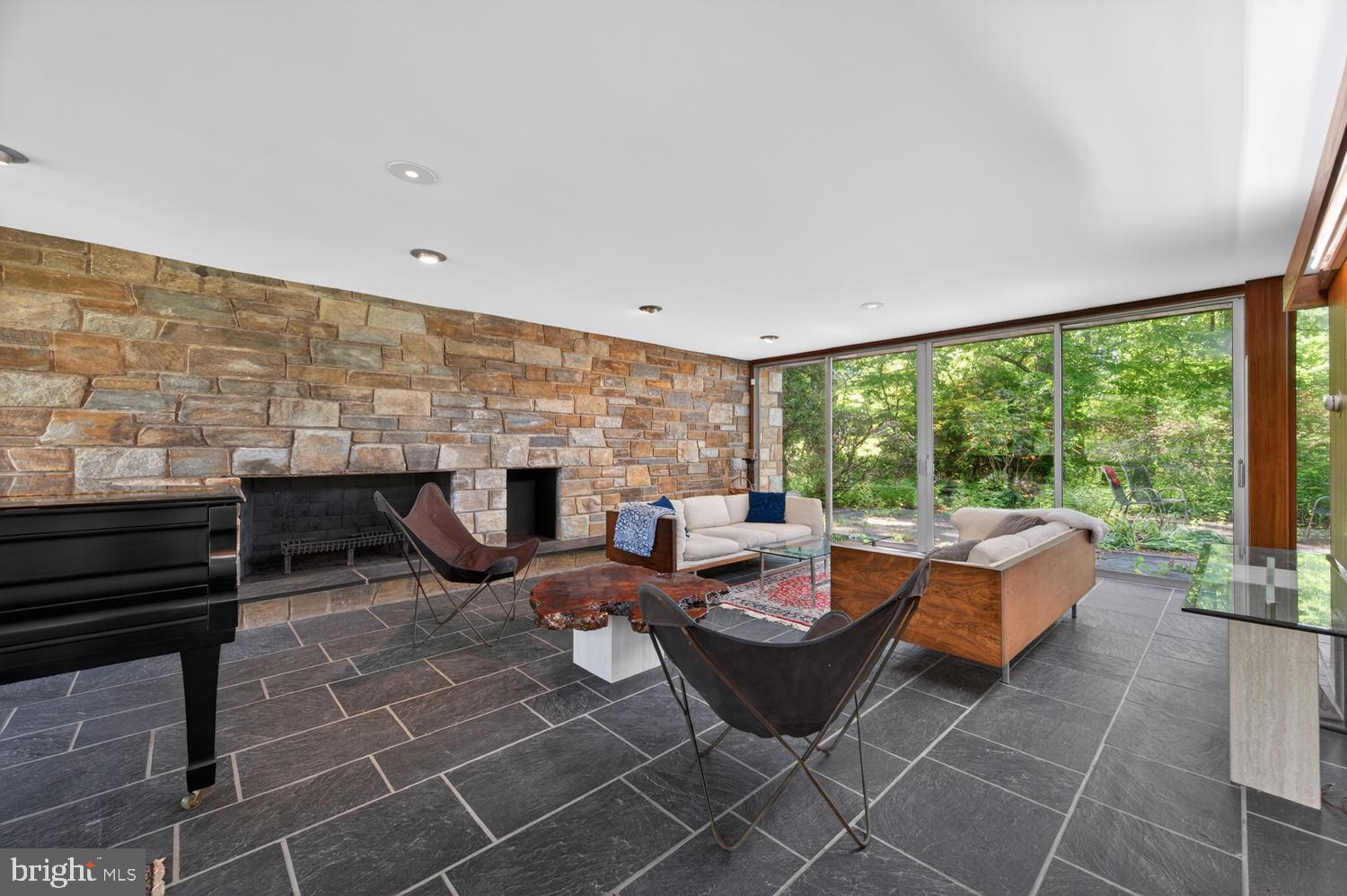 ROCKY BROOK PARK - Residential