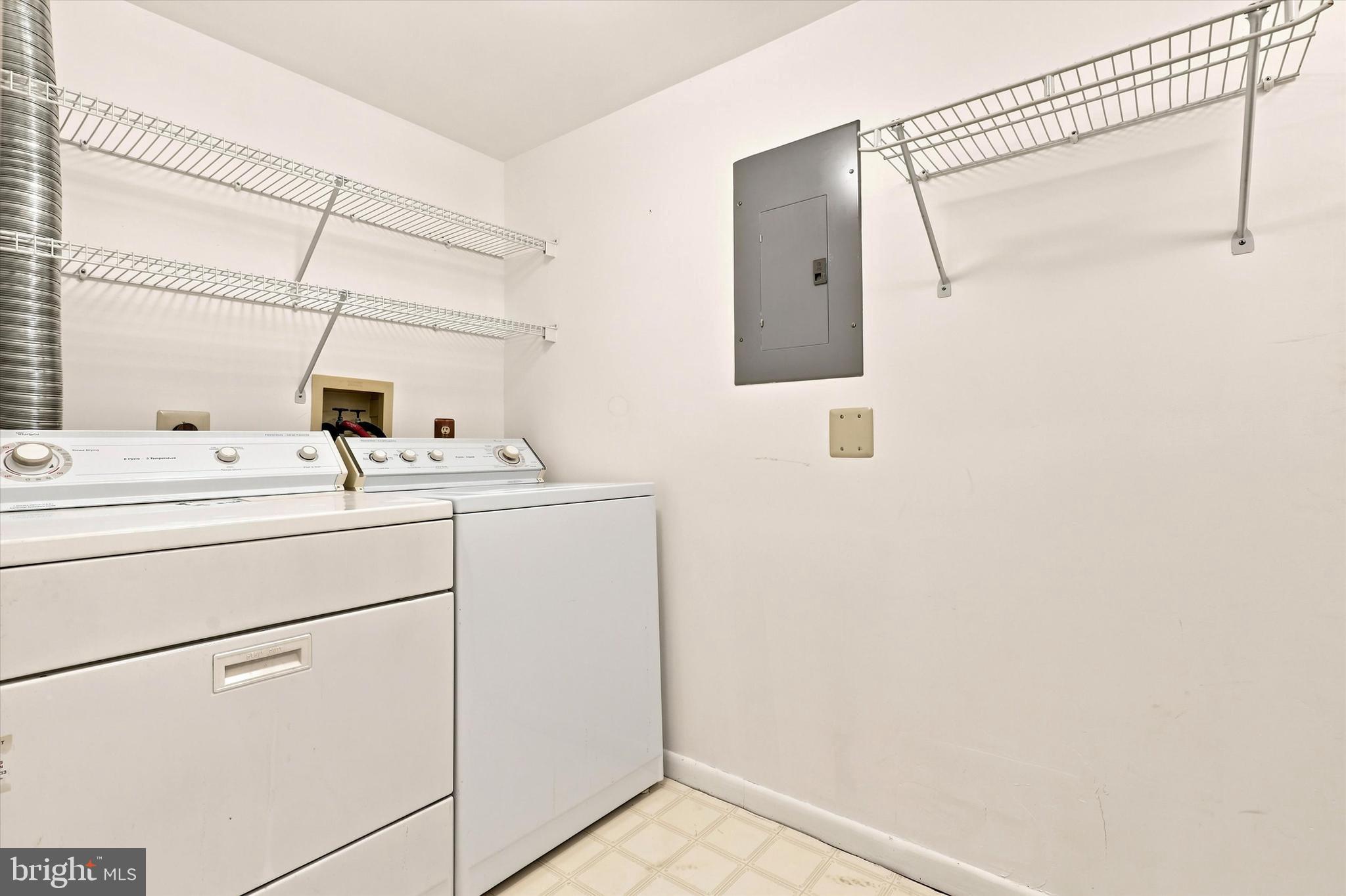 MONTGOMERY PLACE - Residential