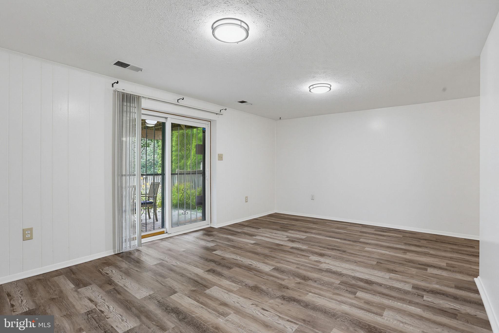 DREXEL WOODS - Residential