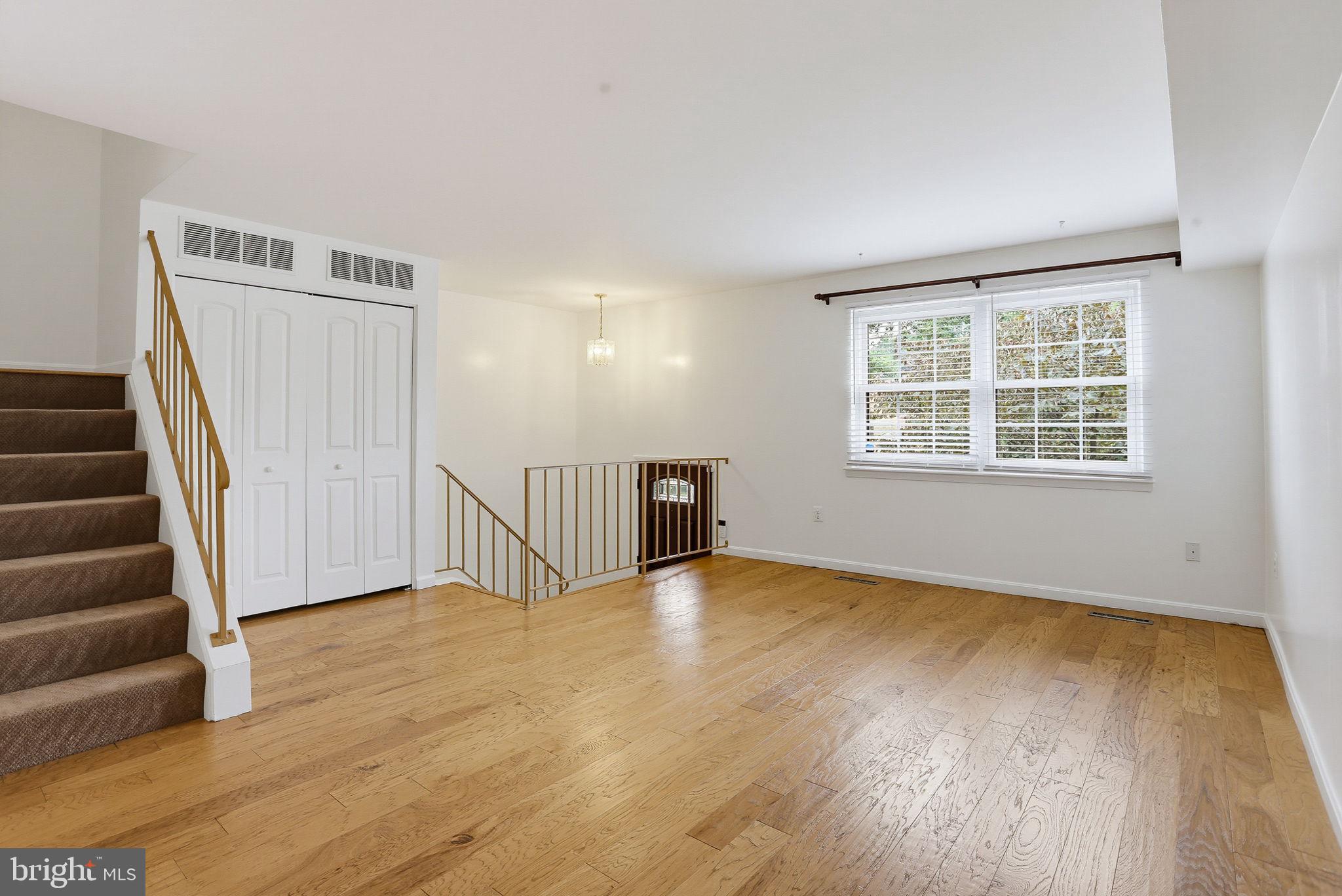 DREXEL WOODS - Residential