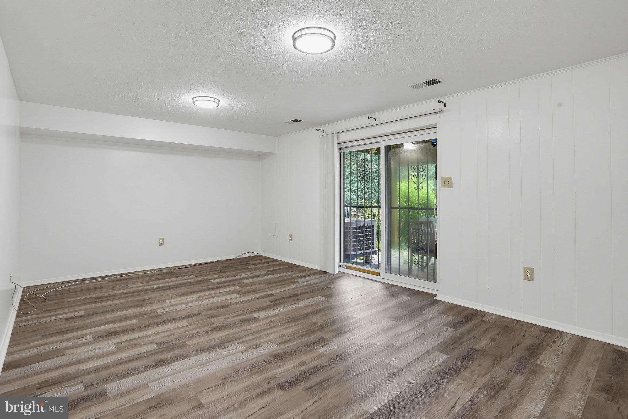 DREXEL WOODS - Residential