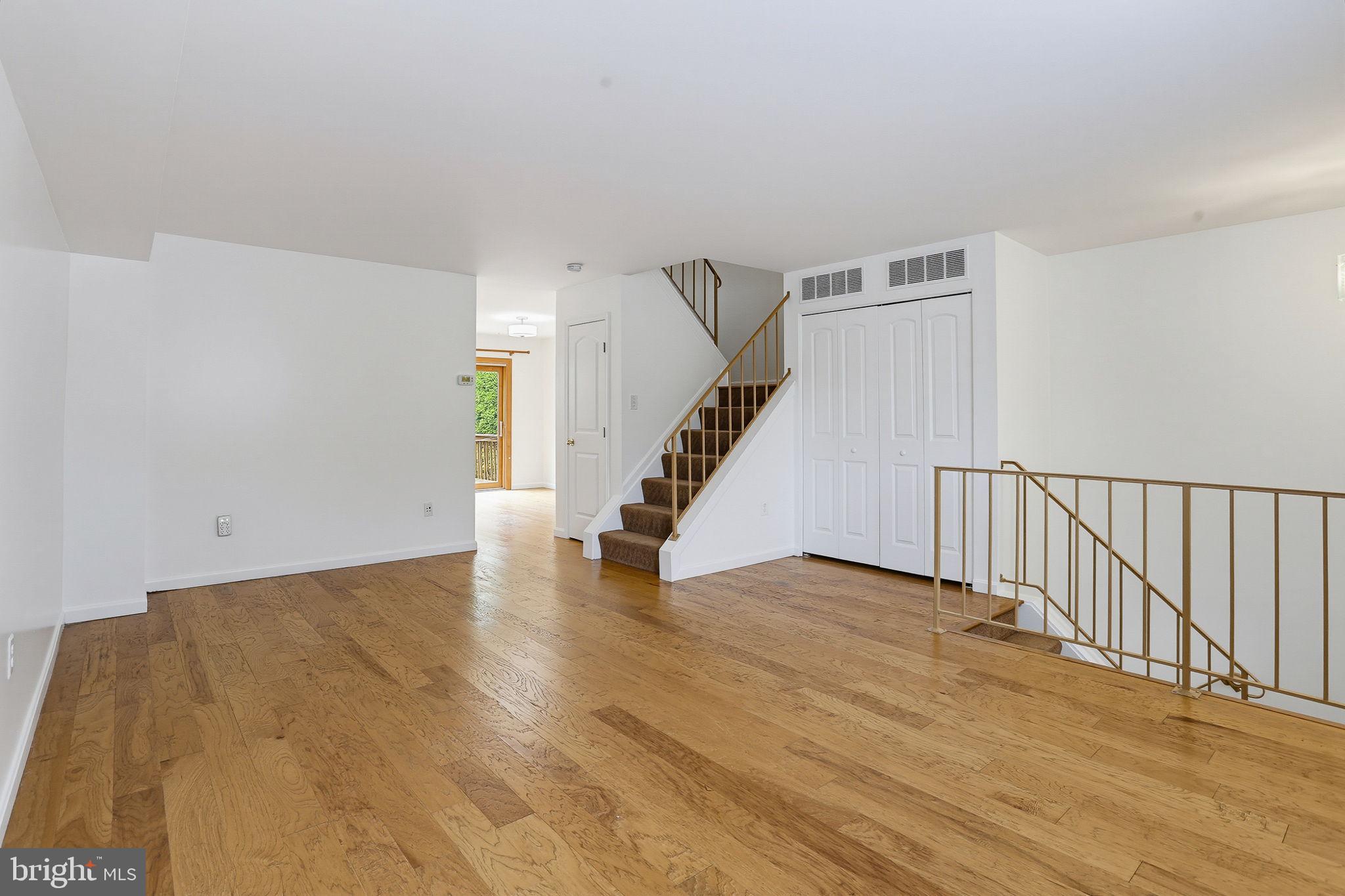 DREXEL WOODS - Residential