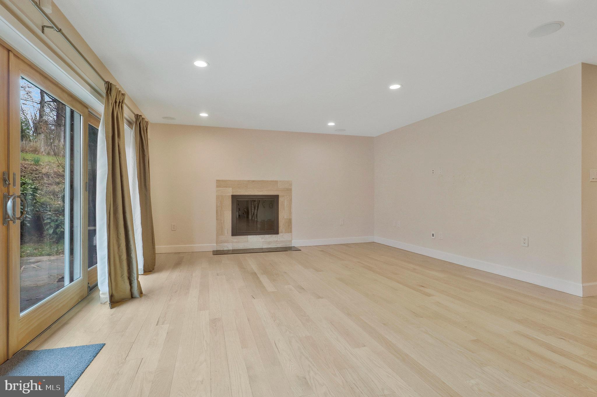 LYBROOK - Residential Lease