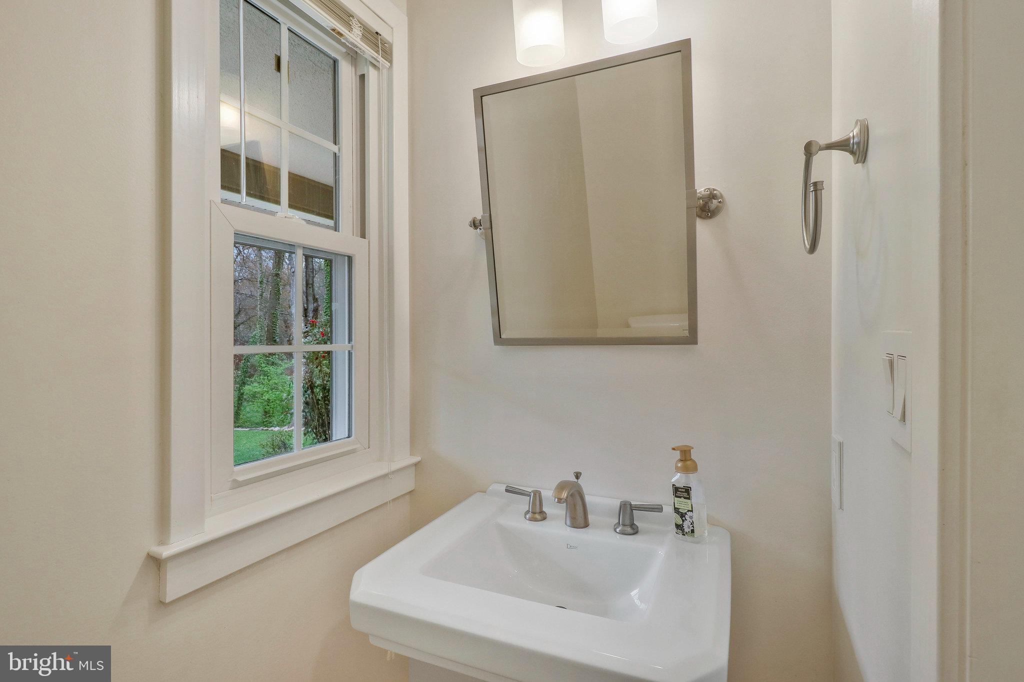 LYBROOK - Residential Lease