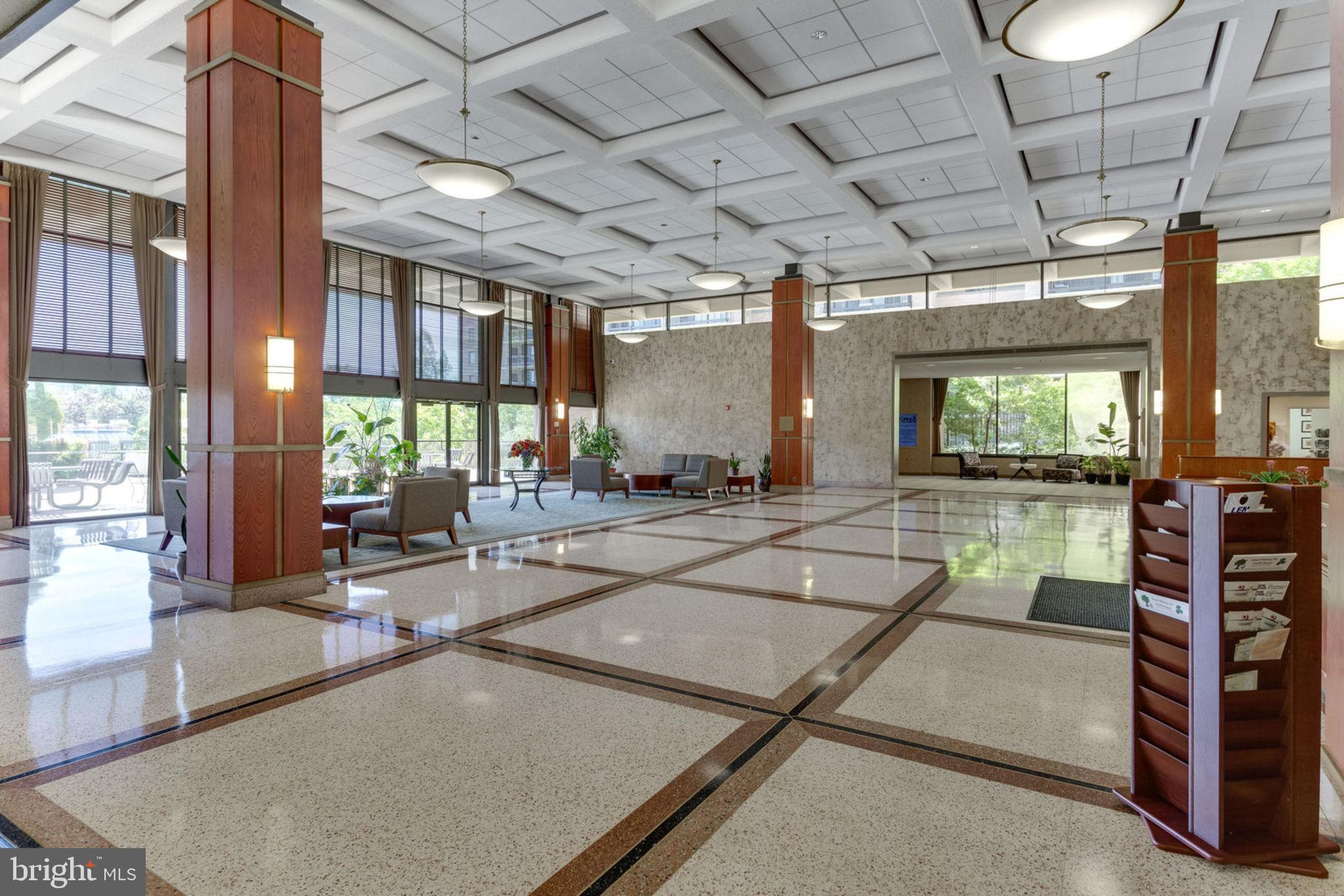 SKYLINE SQUARE CONDO - Residential