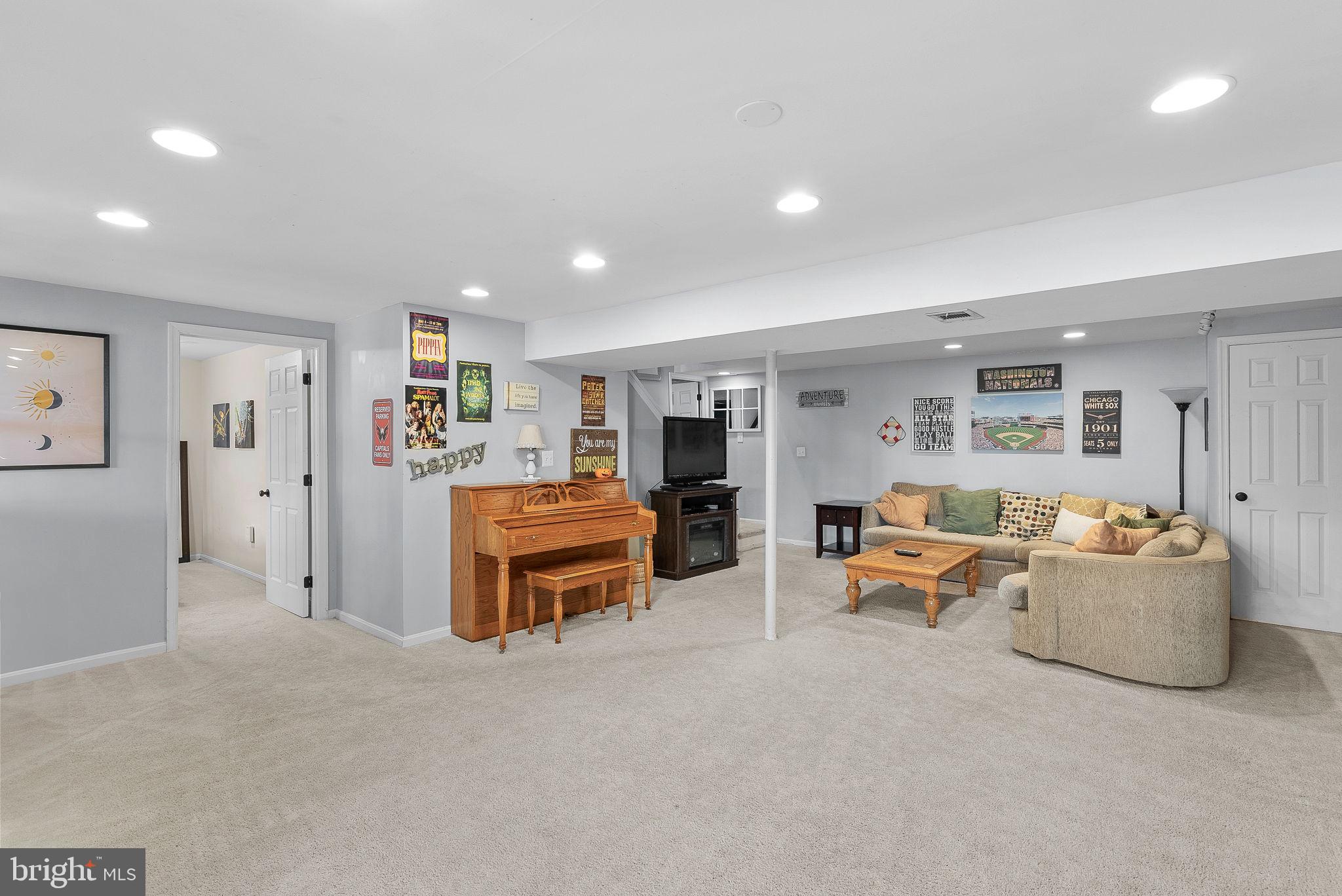 BURKE CENTRE - Residential