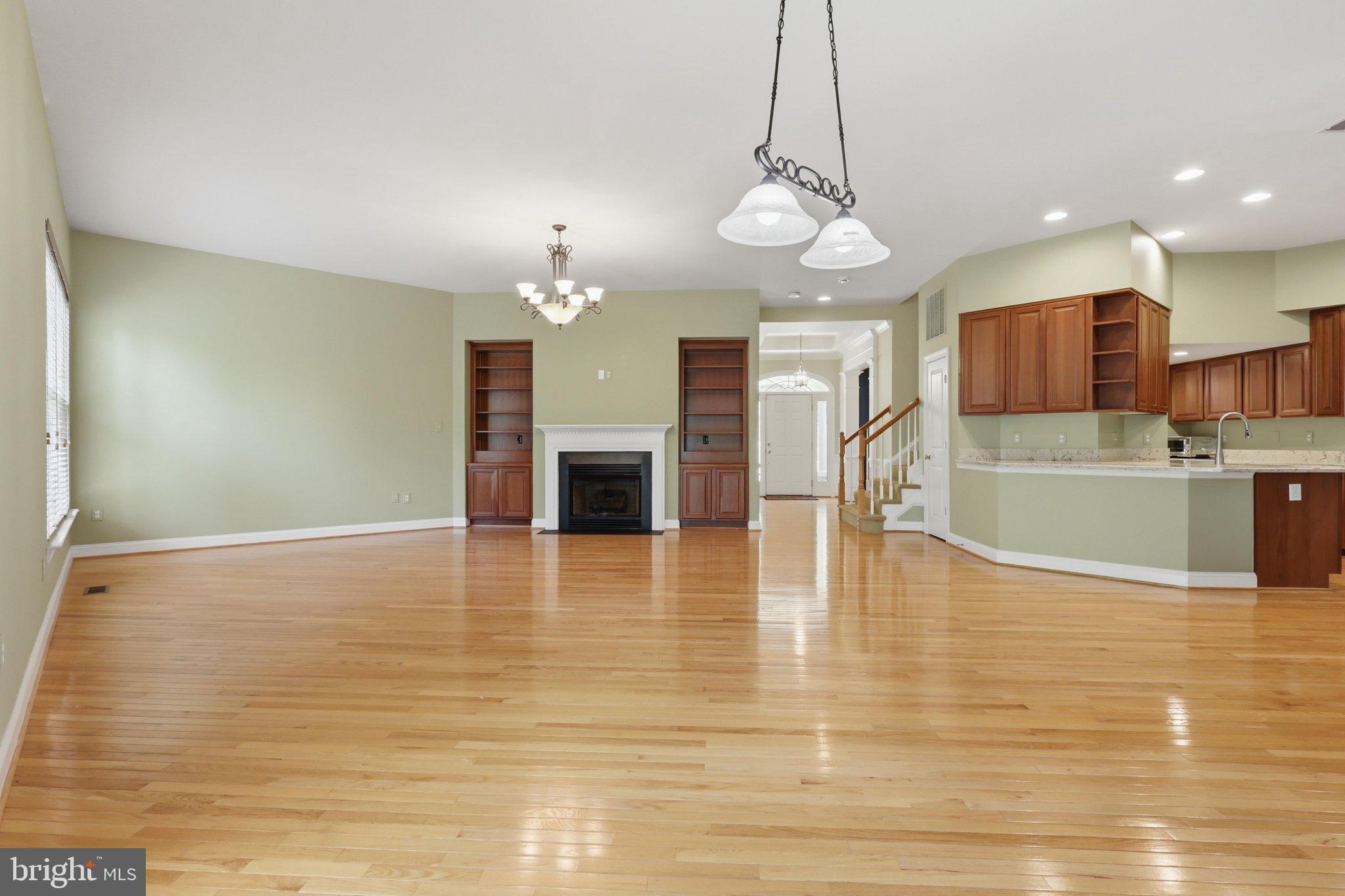 CLARKSBURG - Residential