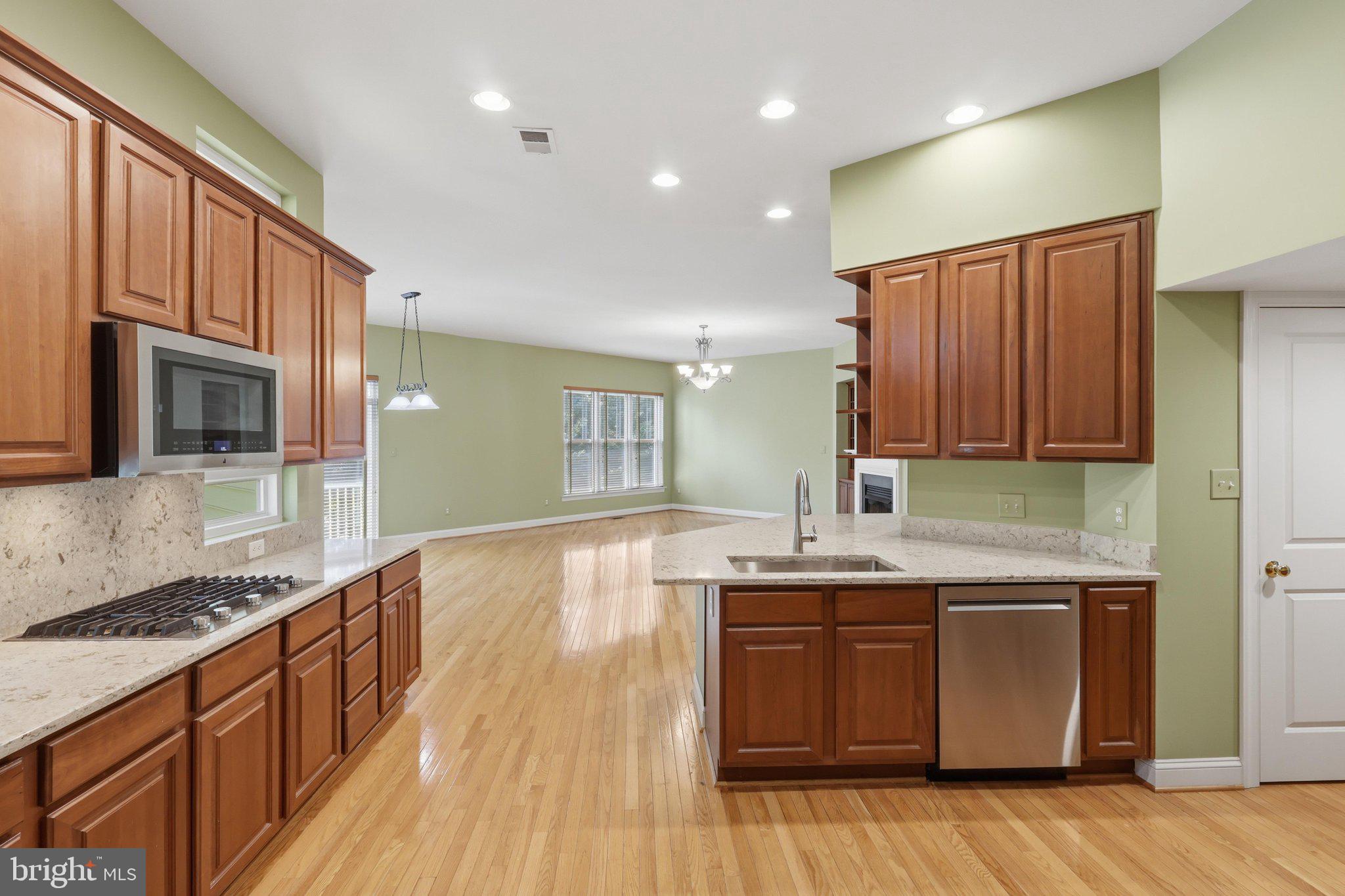 CLARKSBURG - Residential