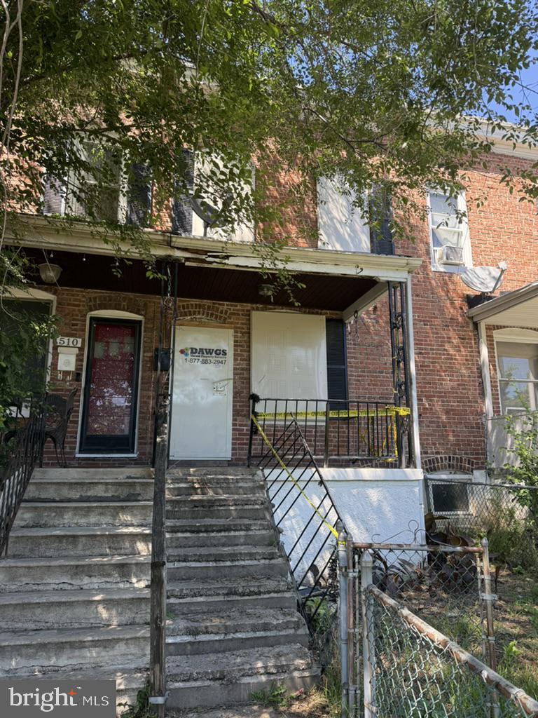 Opportunity awaits in this 3-bedroom, 1-bath Baltimore rowhome! Just blocks from the water views of the Patapsco River, this home offers convenient access to major highways, shopping, dining, and everyday amenities. Whether you’re looking for a place to call home or an opportunity to add your personal touches, this property is full of potential.

Property is being sold strictly AS-IS. Seller will make no repairs. First Look Period applies: For the first 15 days on market, offers will only be considered from owner-occupant purchasers, HUD-approved nonprofit organizations, and governmental entities. Investor offers will be considered after the First Look Period expires.