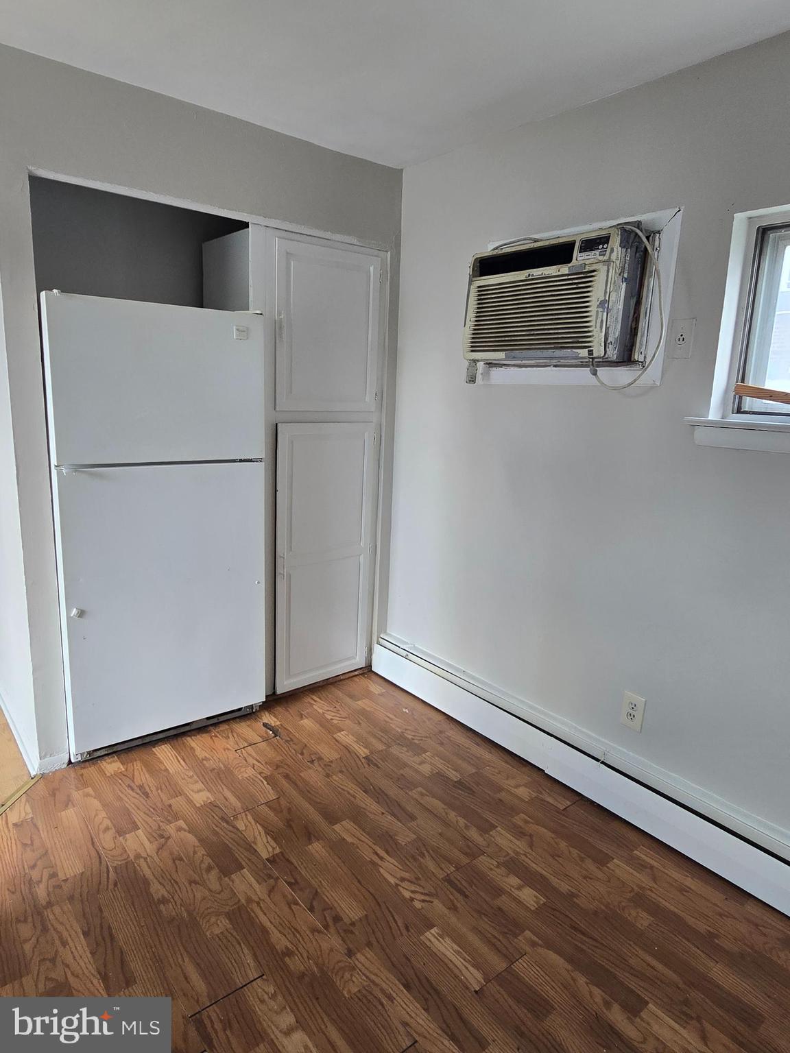 PHILADELPHIA (NORTHEAST) - Residential
