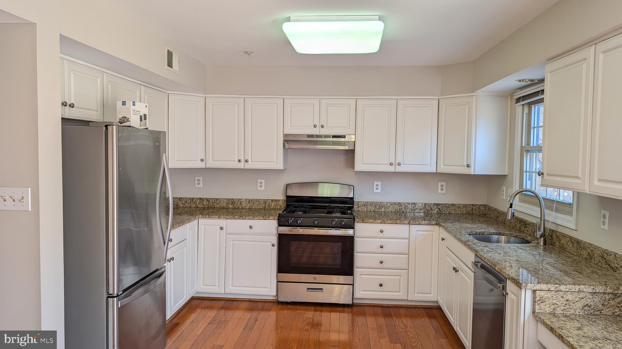 TRAVILAH CREST - Residential
