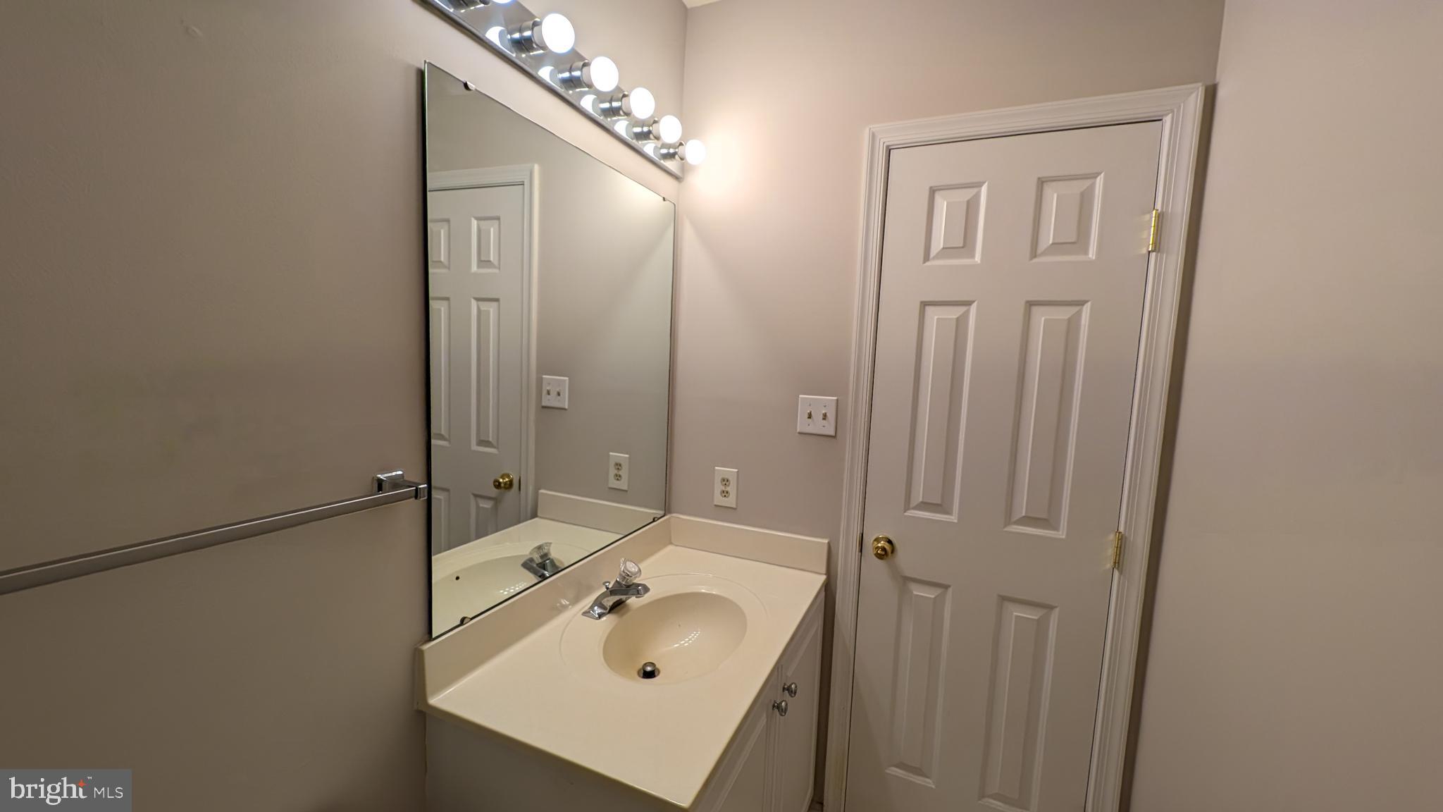 TRAVILAH CREST - Residential