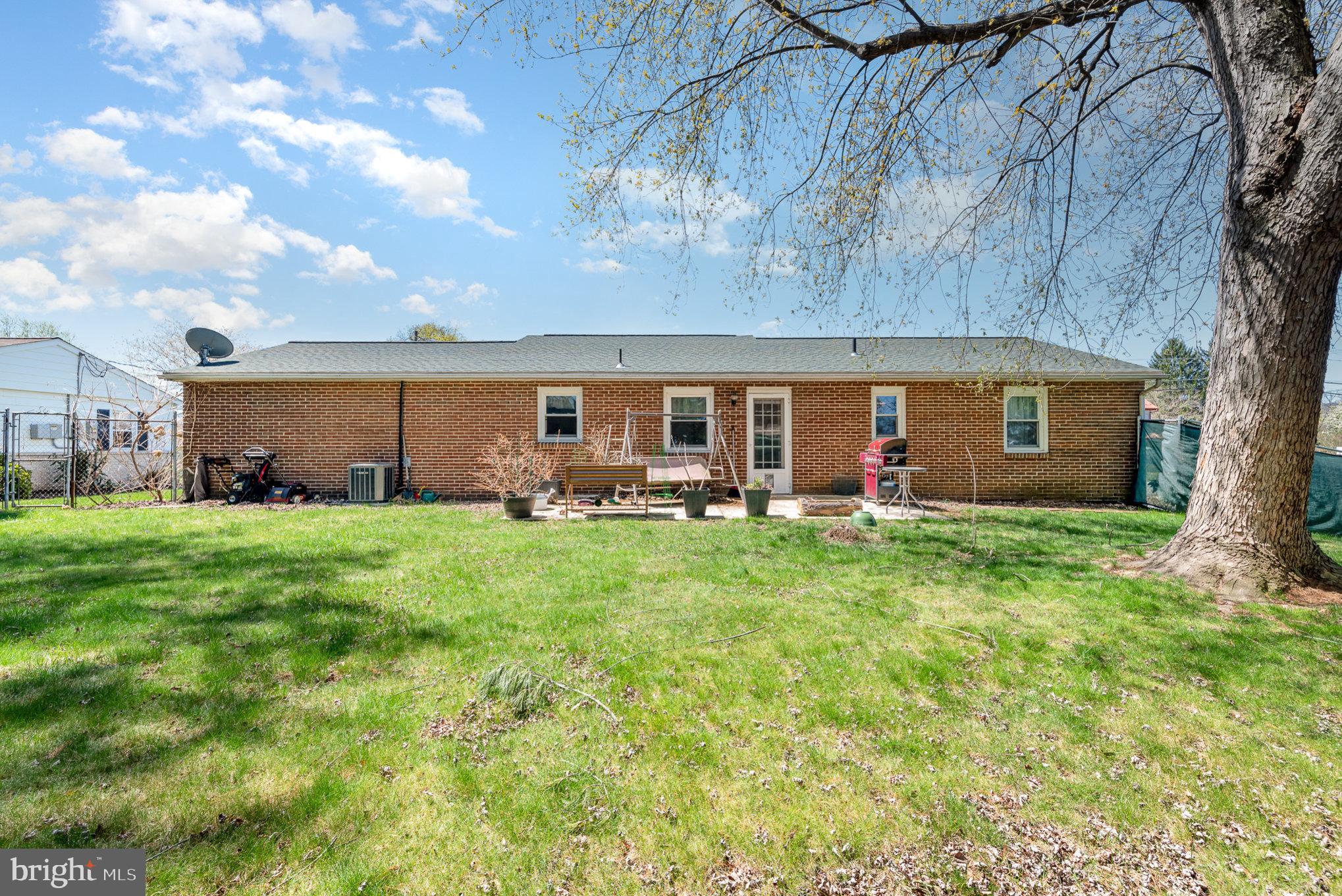 DILLSBURG BORO - Residential