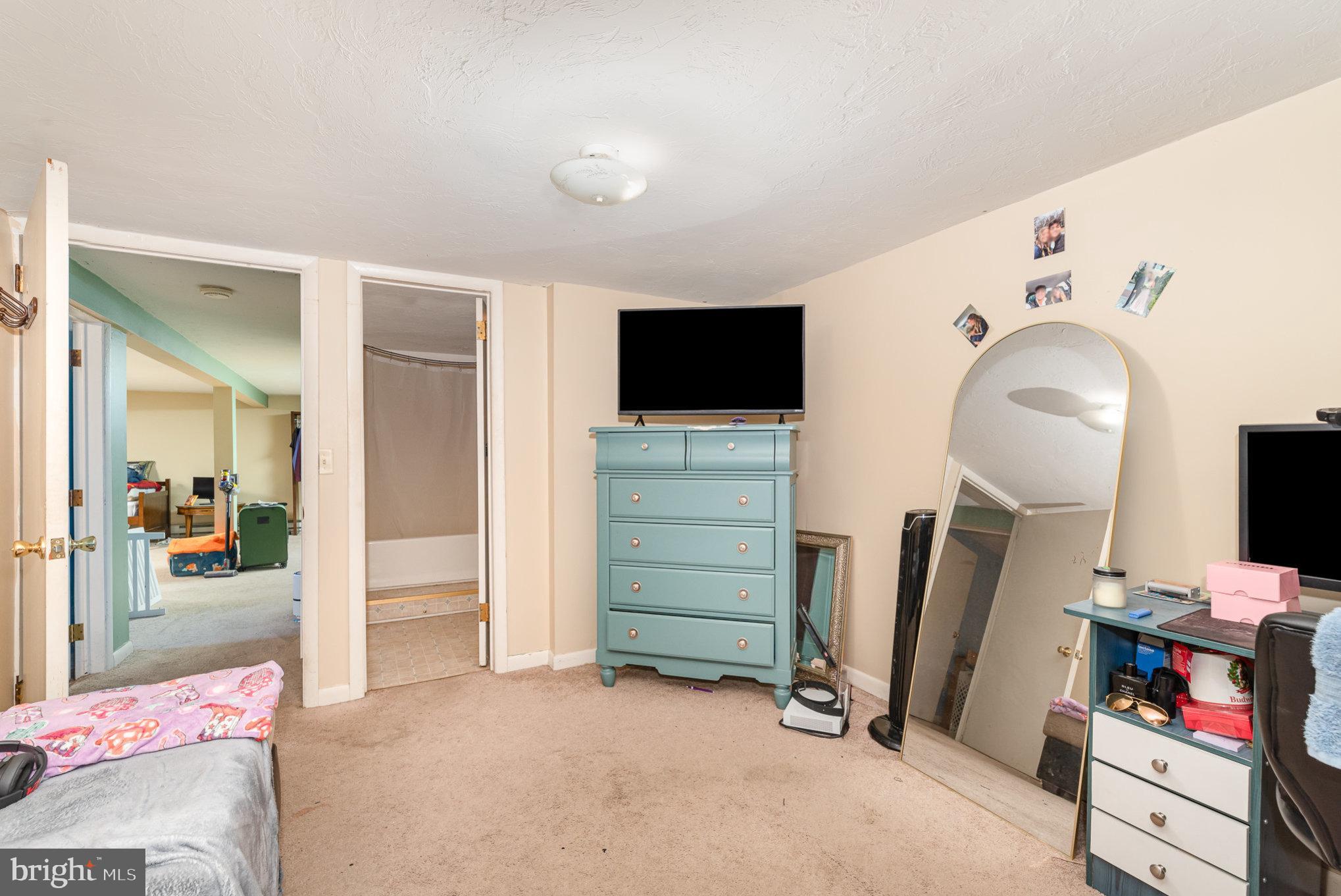 DILLSBURG BORO - Residential