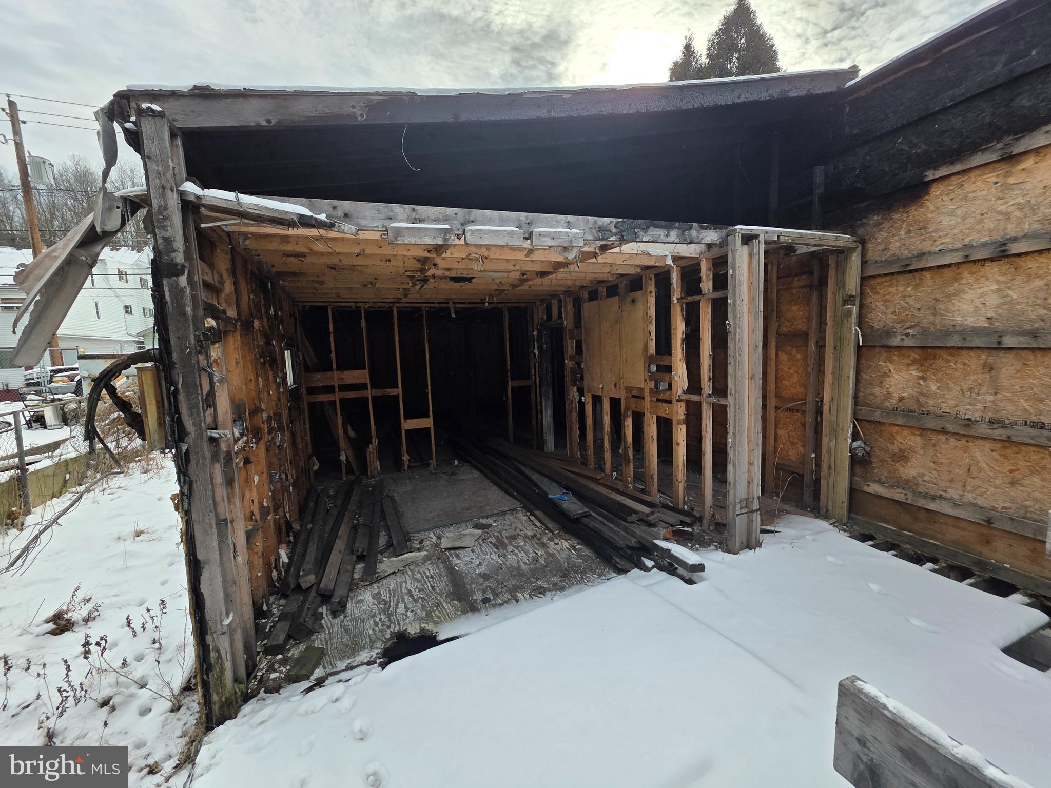 ASHLAND - Residential