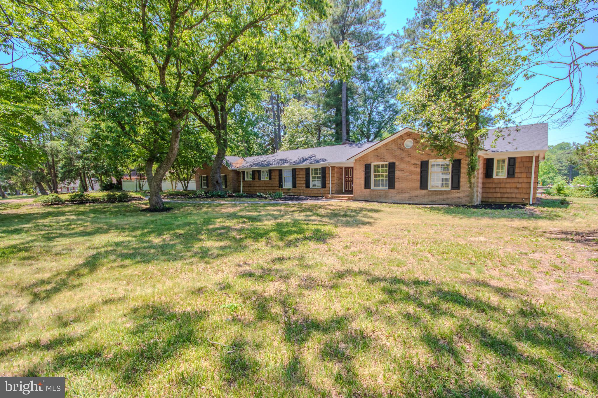 CHESTNUT HILLS - Residential