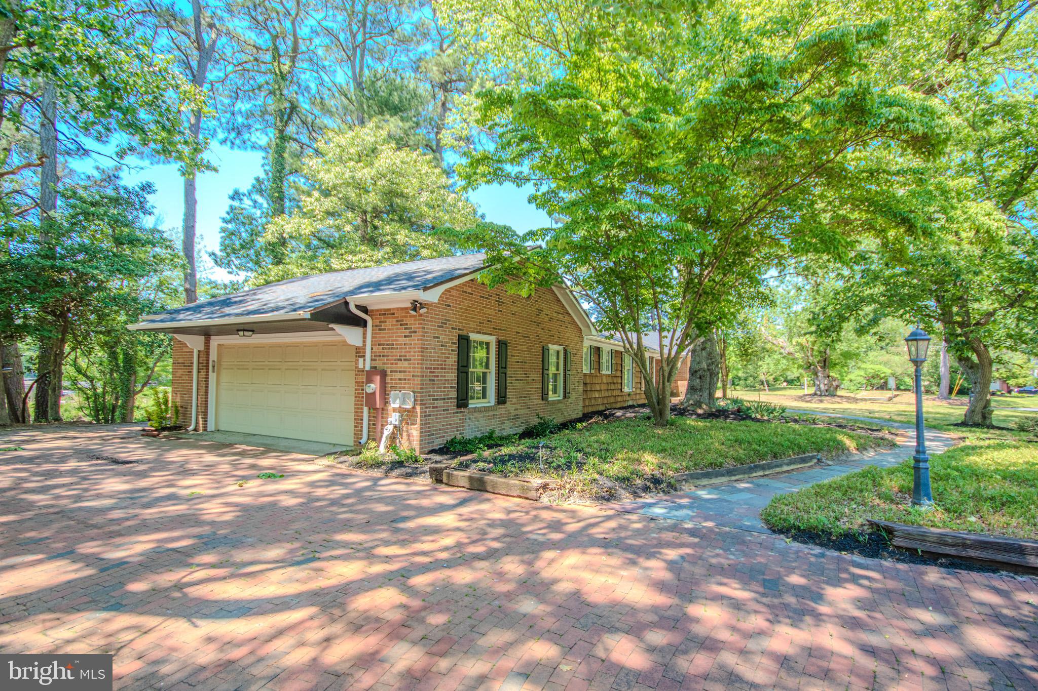 CHESTNUT HILLS - Residential