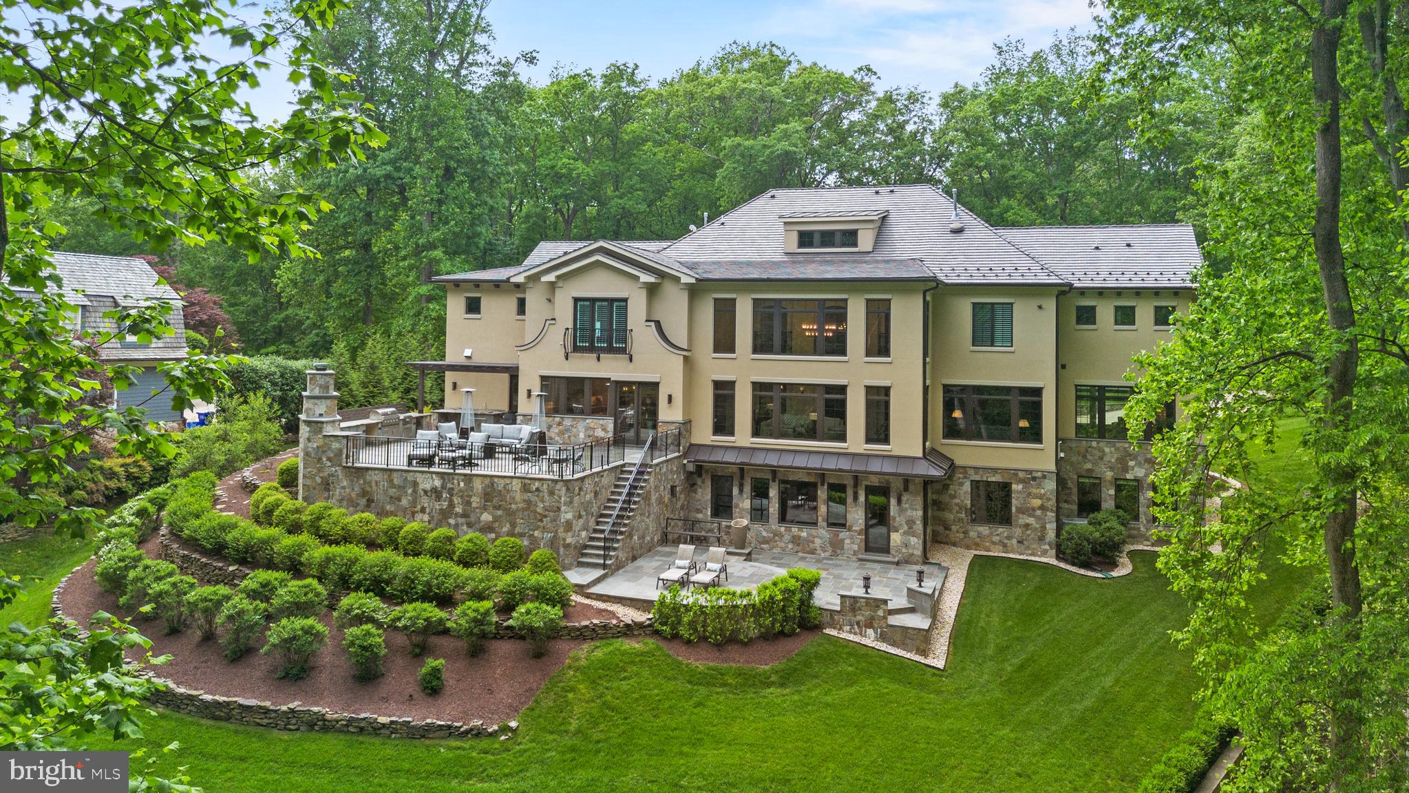 MERRY GO ROUND FARM - Residential