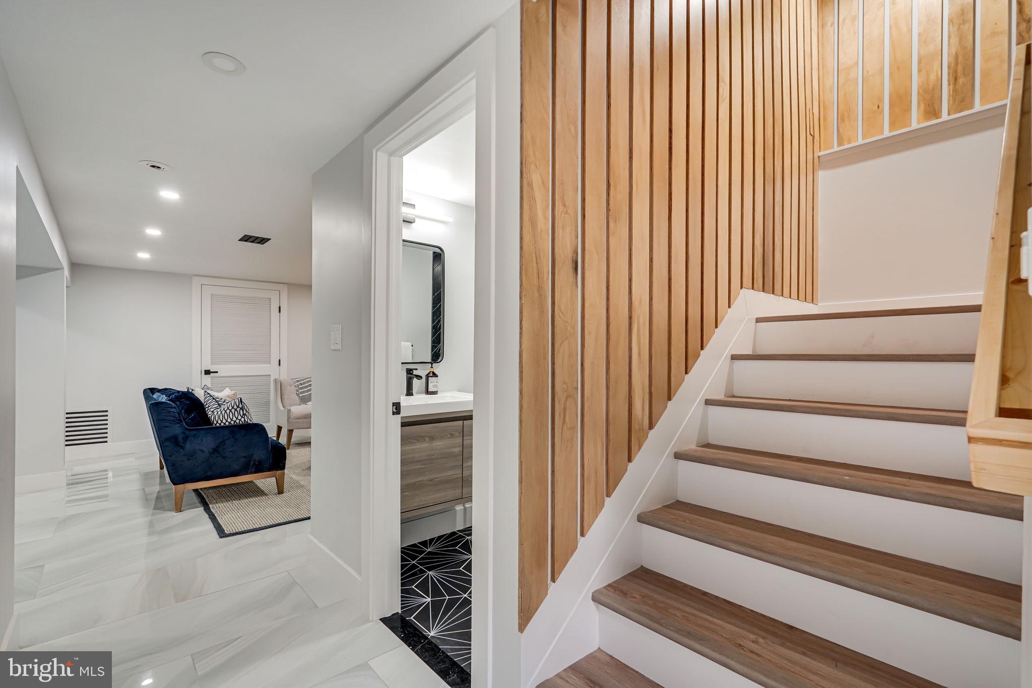 BERKSHIRE OAKWOOD - Residential