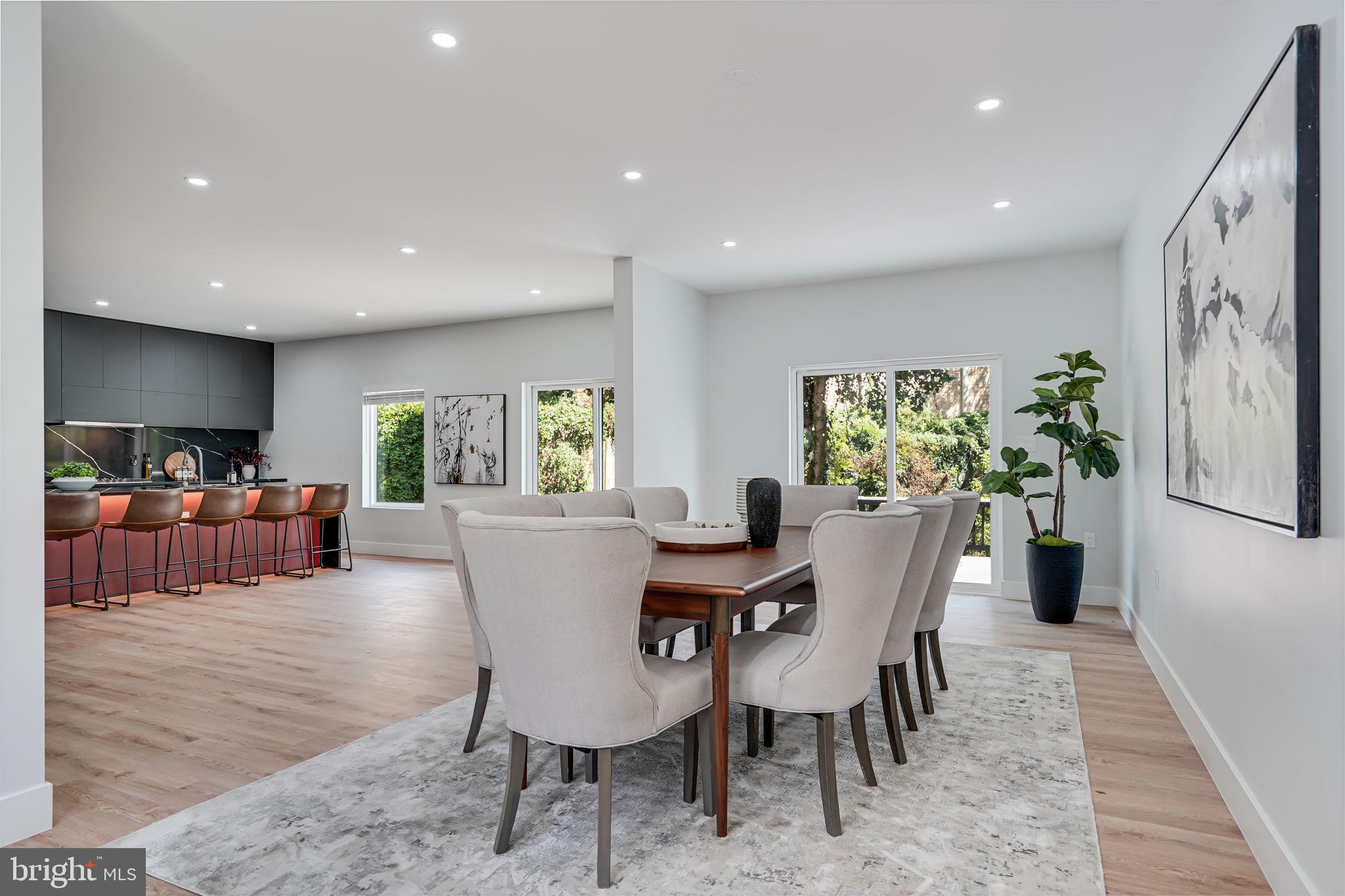 BERKSHIRE OAKWOOD - Residential