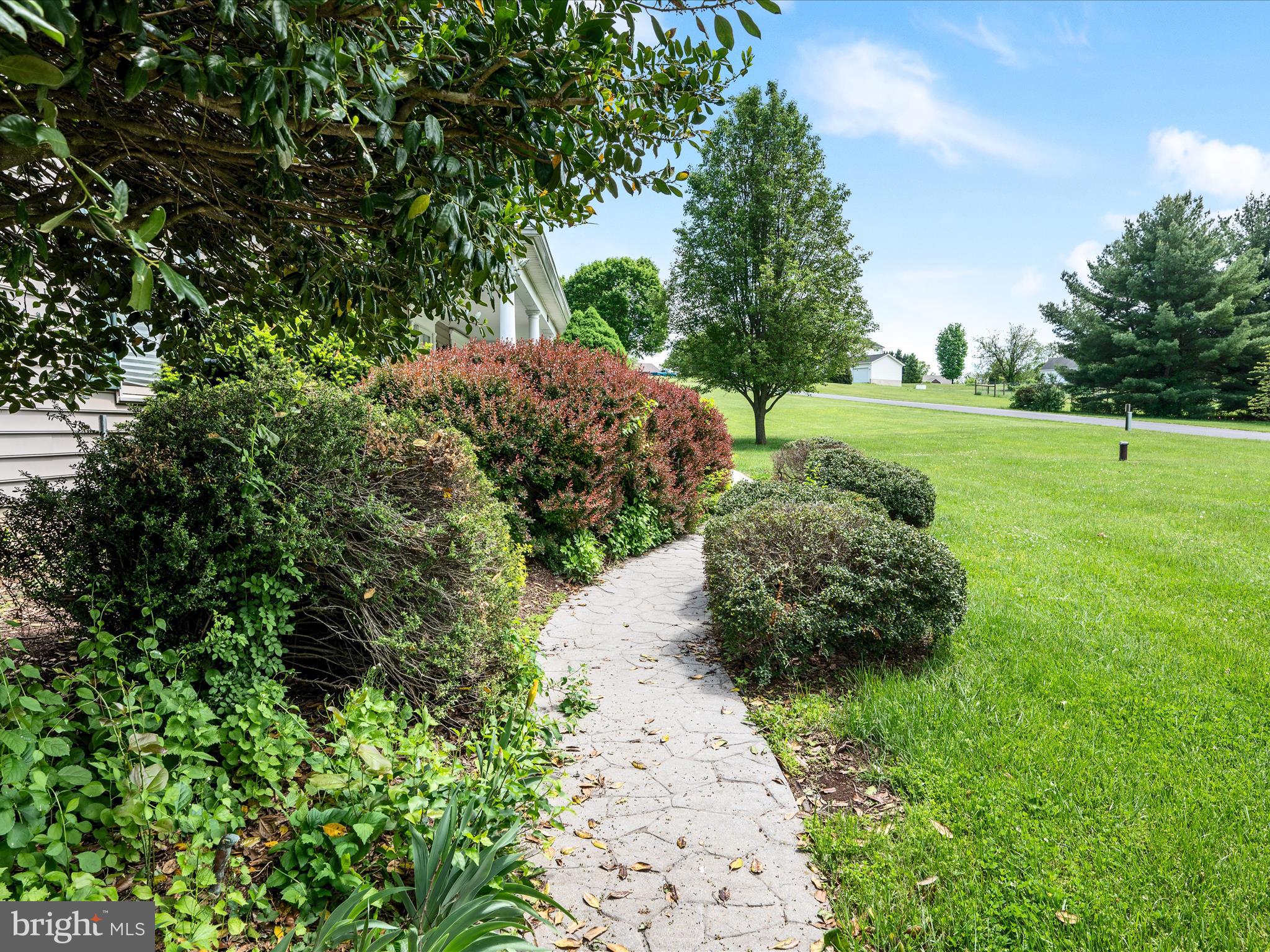 GLENDALE ESTATES - Residential