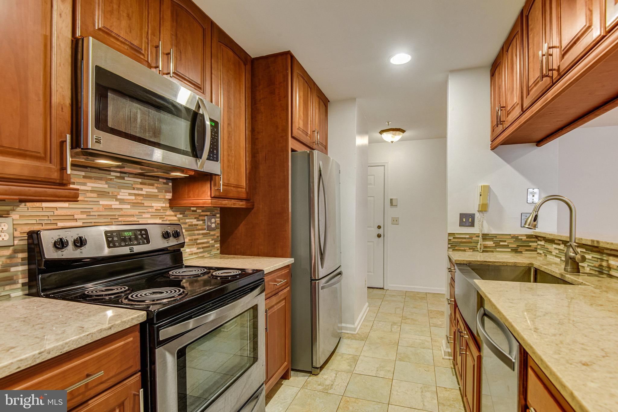 FAIRMONT CONDO - Residential Lease