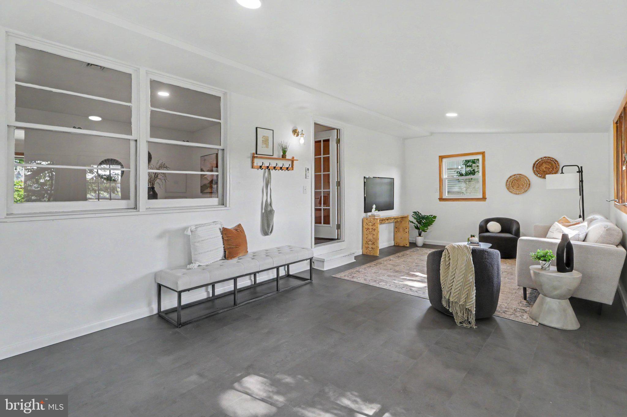 DERRY TOWNSHIP - Residential