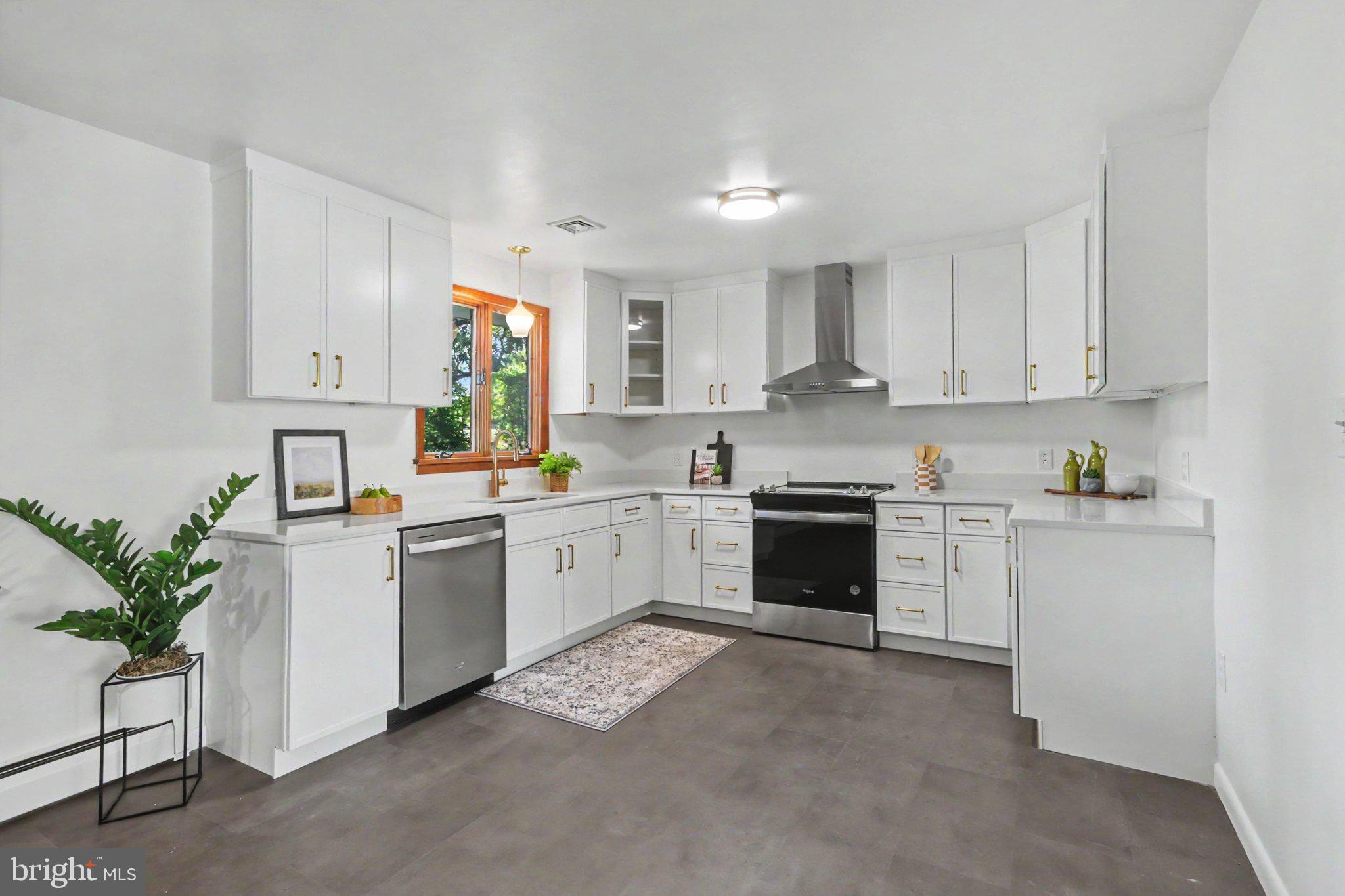 DERRY TOWNSHIP - Residential