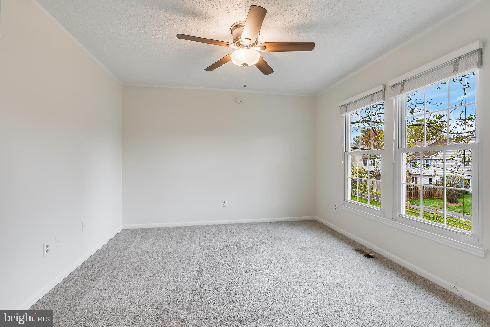 POTOMAC CROSSING - Residential