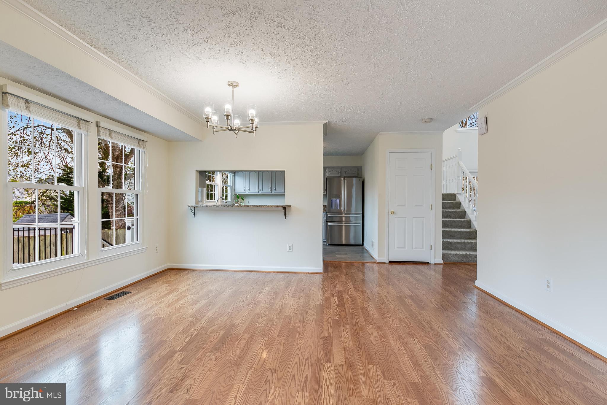 POTOMAC CROSSING - Residential